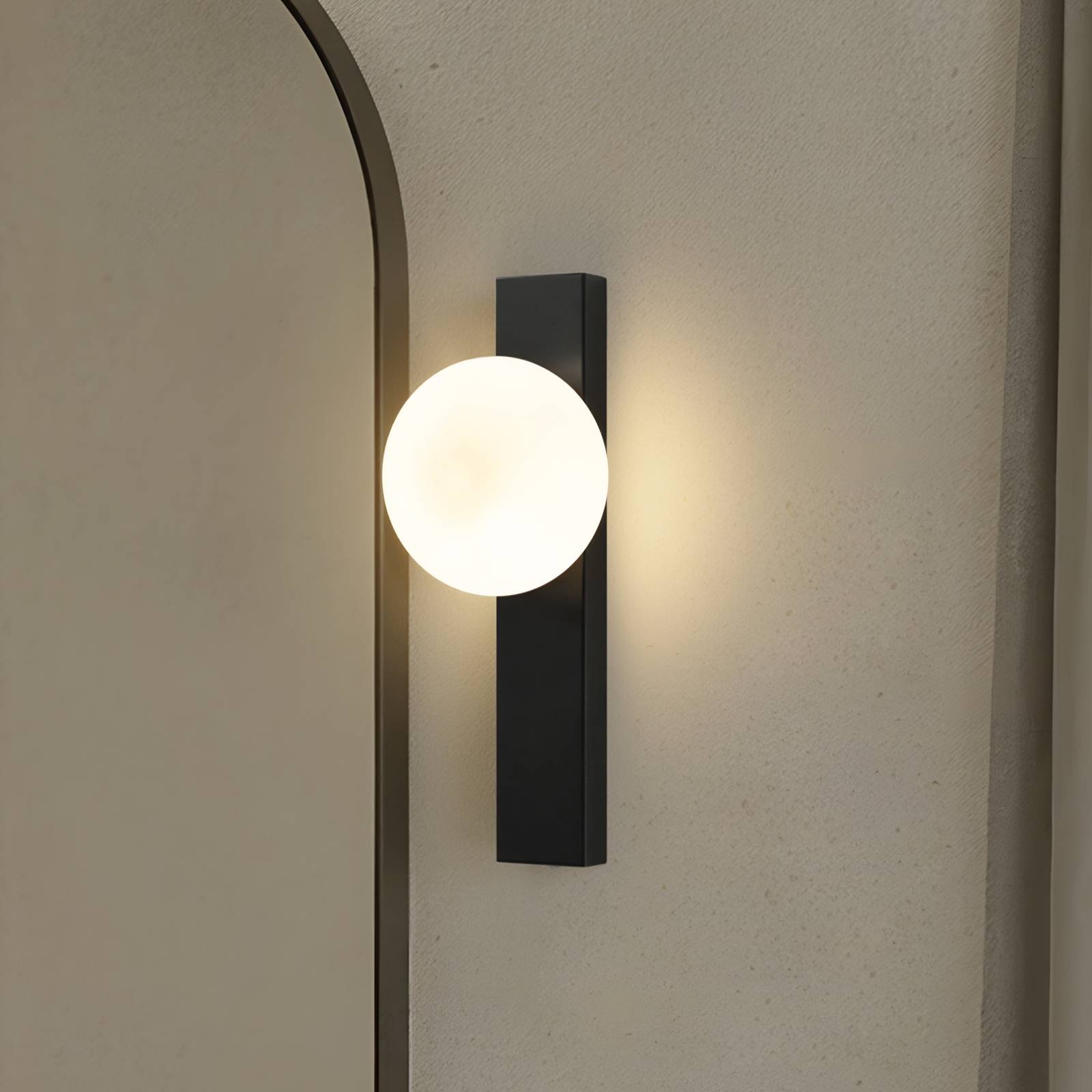 Wandlampe Tavrik Lindby, dimmbar, schwarz, für Badezimmer, Glas, Modern, Wandleuchte, Wandlampe Bad