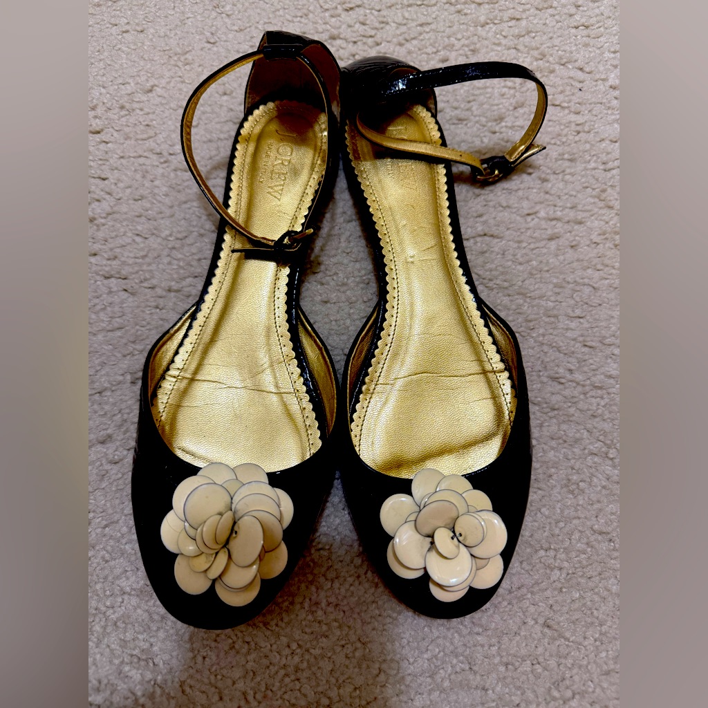 J. Crew Shoes | Jcrew Black And Cream Women's Shoes With Floral Detail | Color: Black/Cream | Size: 9