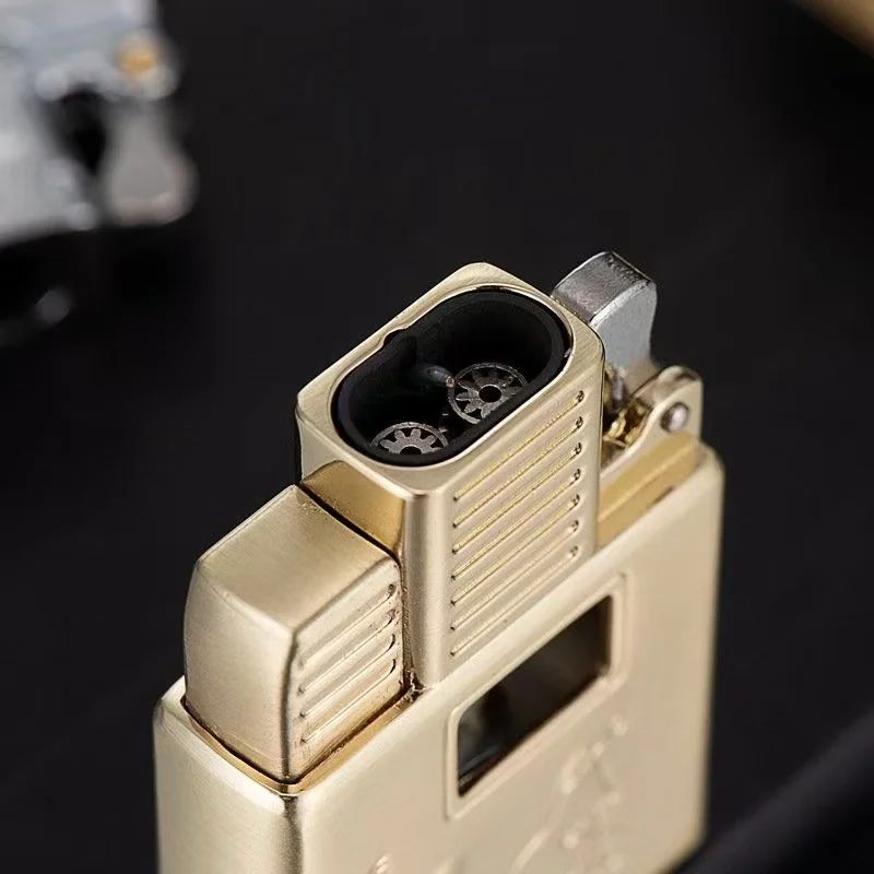 ZORRO – Hochwertiges Feuerzeug mit zwei Flammen, Kraftstoff, aufblasbarer Bewegung und Feuerzeuge Image