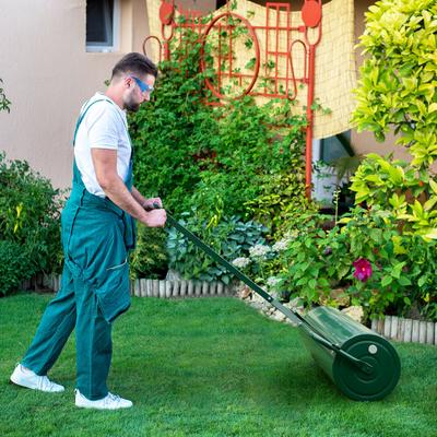 Metal Lawn Roller With Detachable Gripping Handle Green Metal Lawn Roller With Detachable Gripping Handle Green