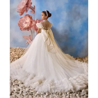 Luxuriöse elfenbeinfarbene Blumenmädchenkleider für die Hochzeit, Tüll, Perlen mit Schwanz, Kindergeburtstagsfeier, Erstkommunion, Ballkleid, individuell gestaltet Image