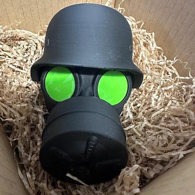 Cover Cap for Trailer Coupling, Fun Gas Mask Helmet Trailer Hitch Cover, Trailer Coupling Protective Cap, Car Decoration Accessories for Drawbar Hitch