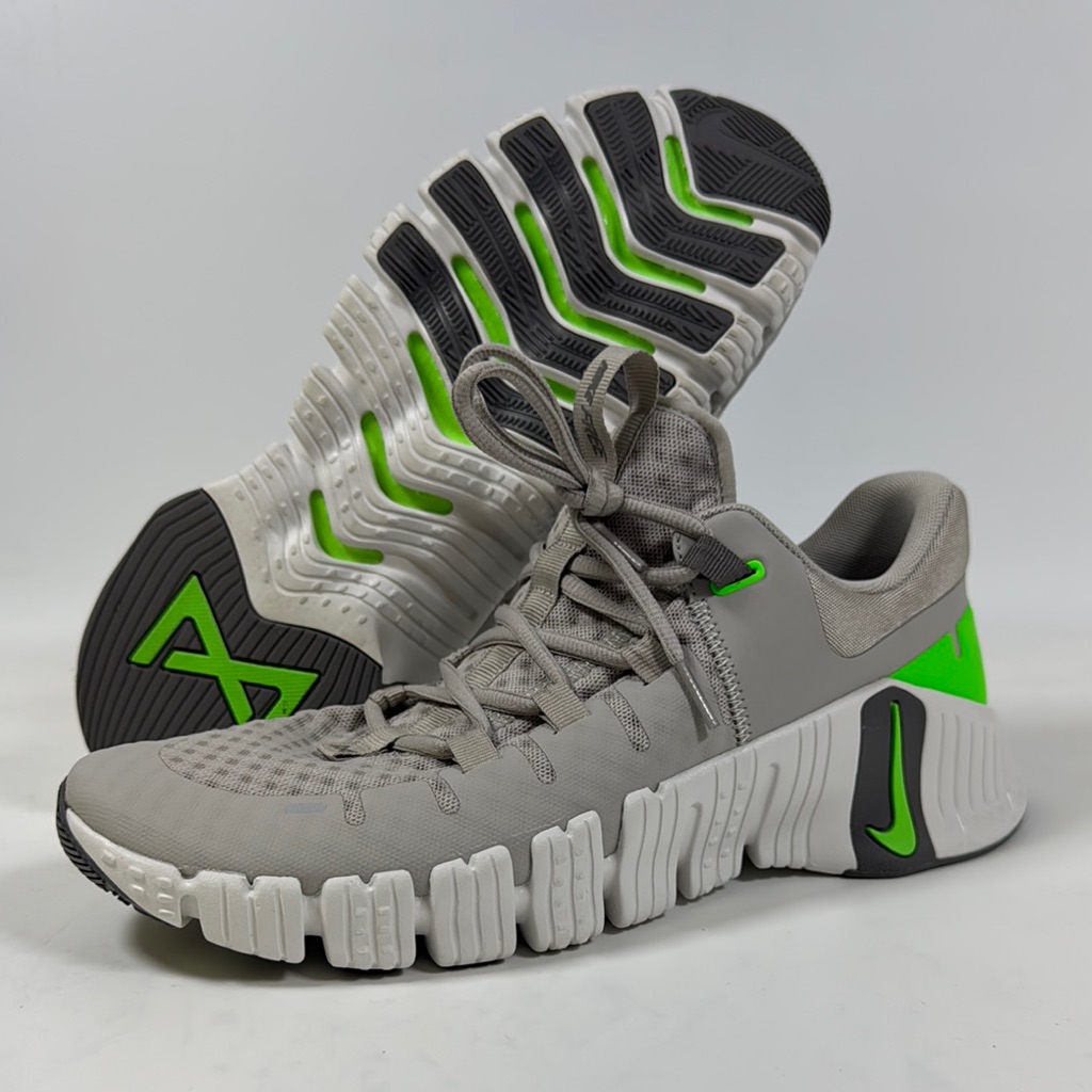 Nike Shoes | Used Men’s Free Metcon 5 Grey/Green Dv3949-002 | Color: Gray/Green | Size: 9.5