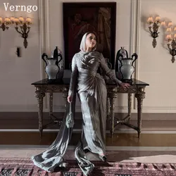Verngo Graues glänzendes Satin-Abendkleid, O-Ausschnitt, volle Ärmel, A-Linie, Falten, formelles Anlasskleid, bescheidene Arabien-Abschlussballkleider, individuell gestaltet