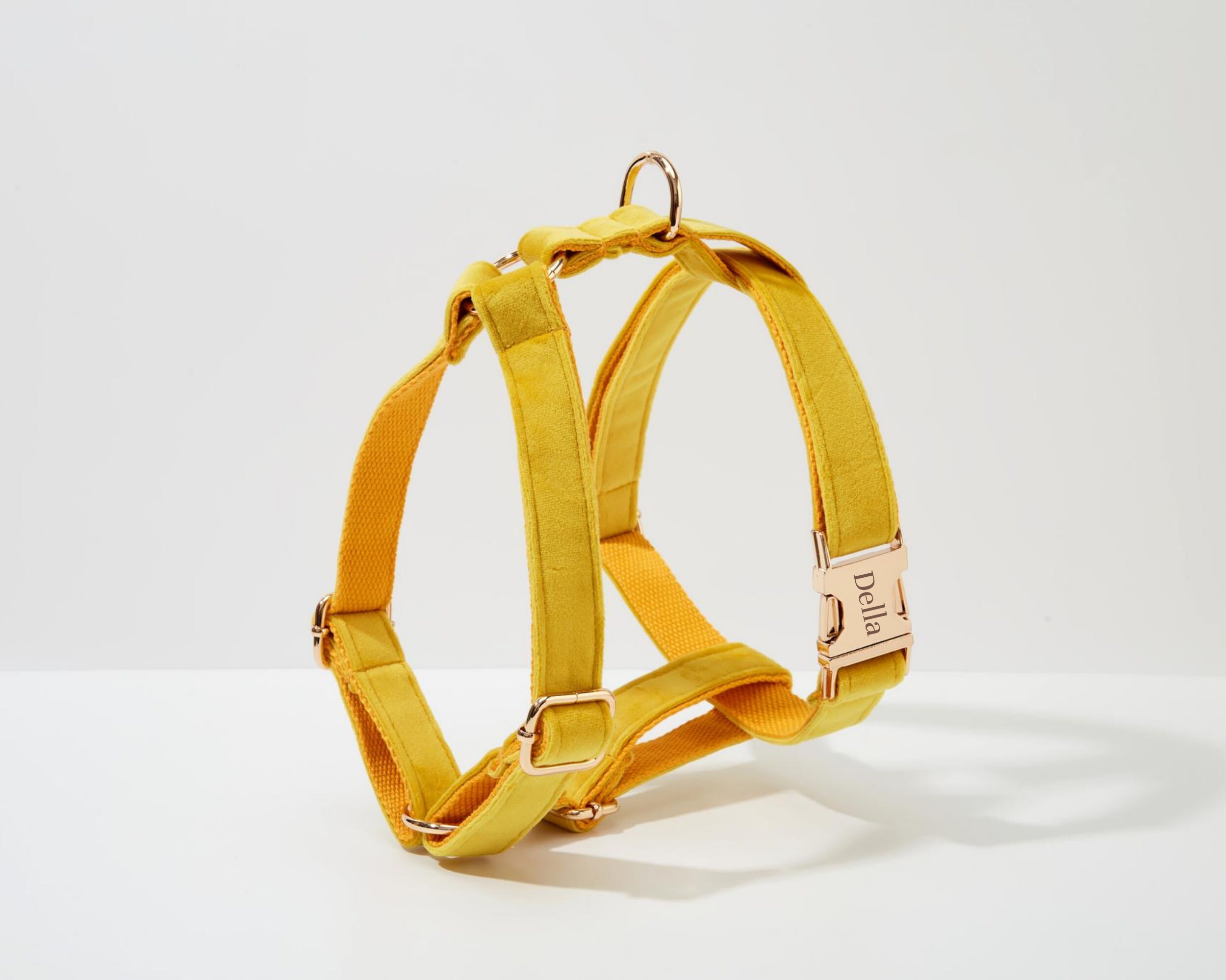 Set di imbracatura e guinzaglio per cani in velluto giallo, imbracatura per cuccioli Step In personalizzabile + collare + papillon + porta sacchetti p