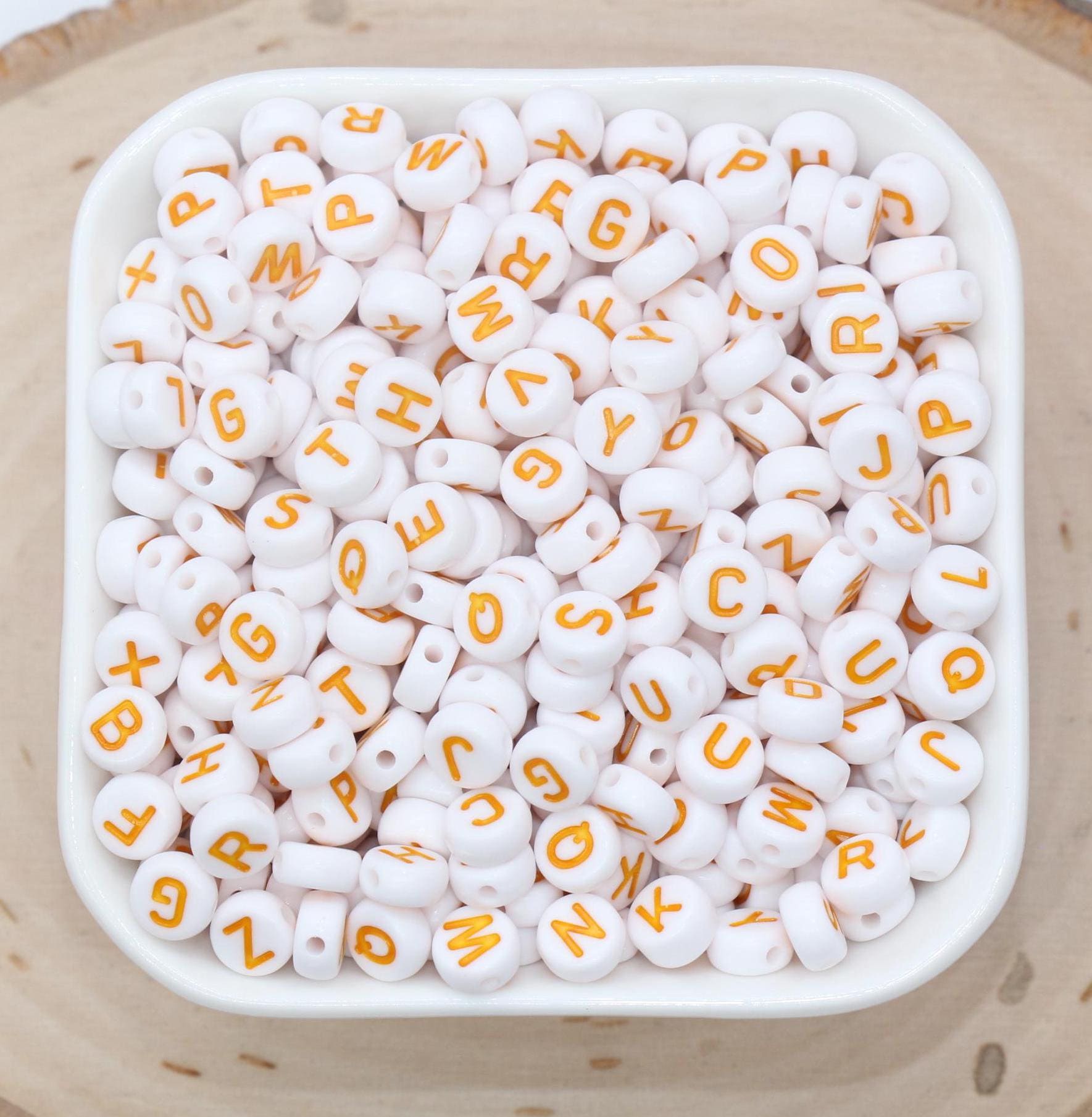 Perline con lettere arancioni, perline con lettere in plastica, perline dell'alfabeto, perline miste, perline rotonde, perline con iniziali del nome 7