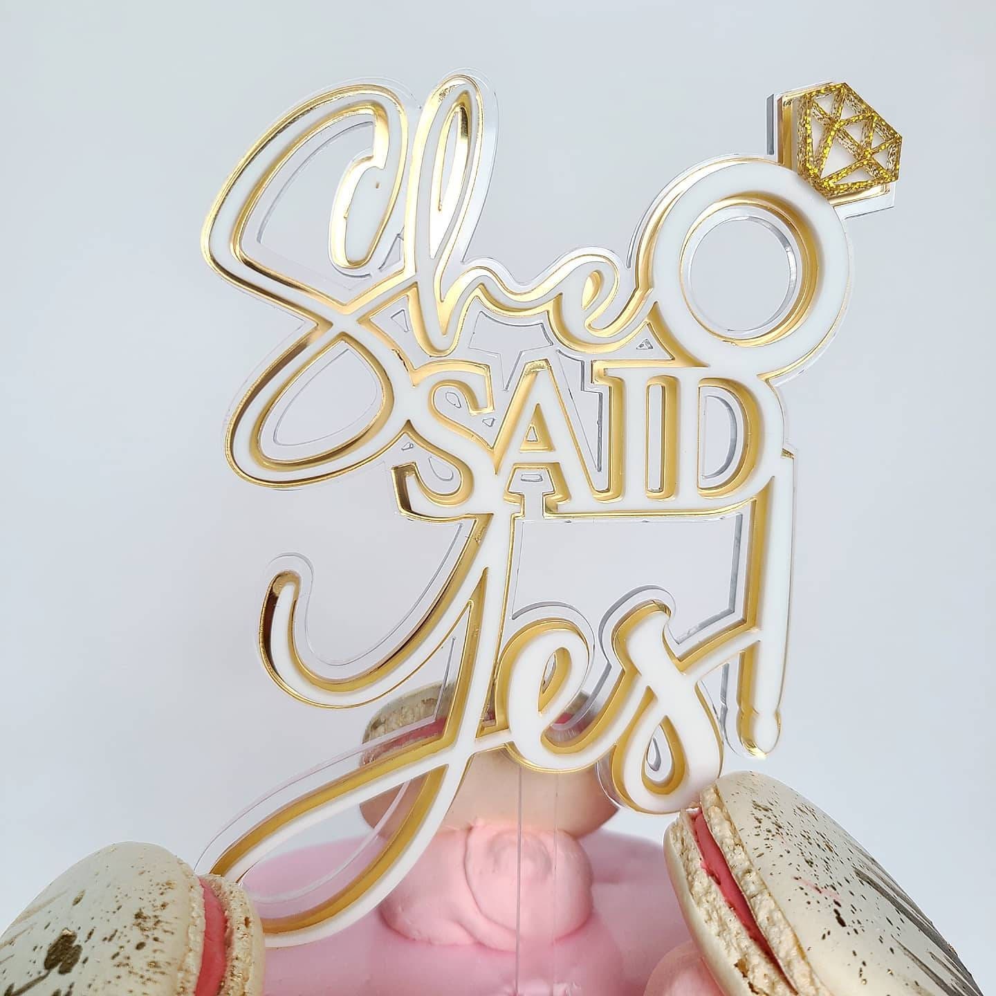 Topper per torta in acrilico/Topper per torta di compleanno/Topper per torta a strati/Topper per torta a strati personalizzato/Topper per torta person