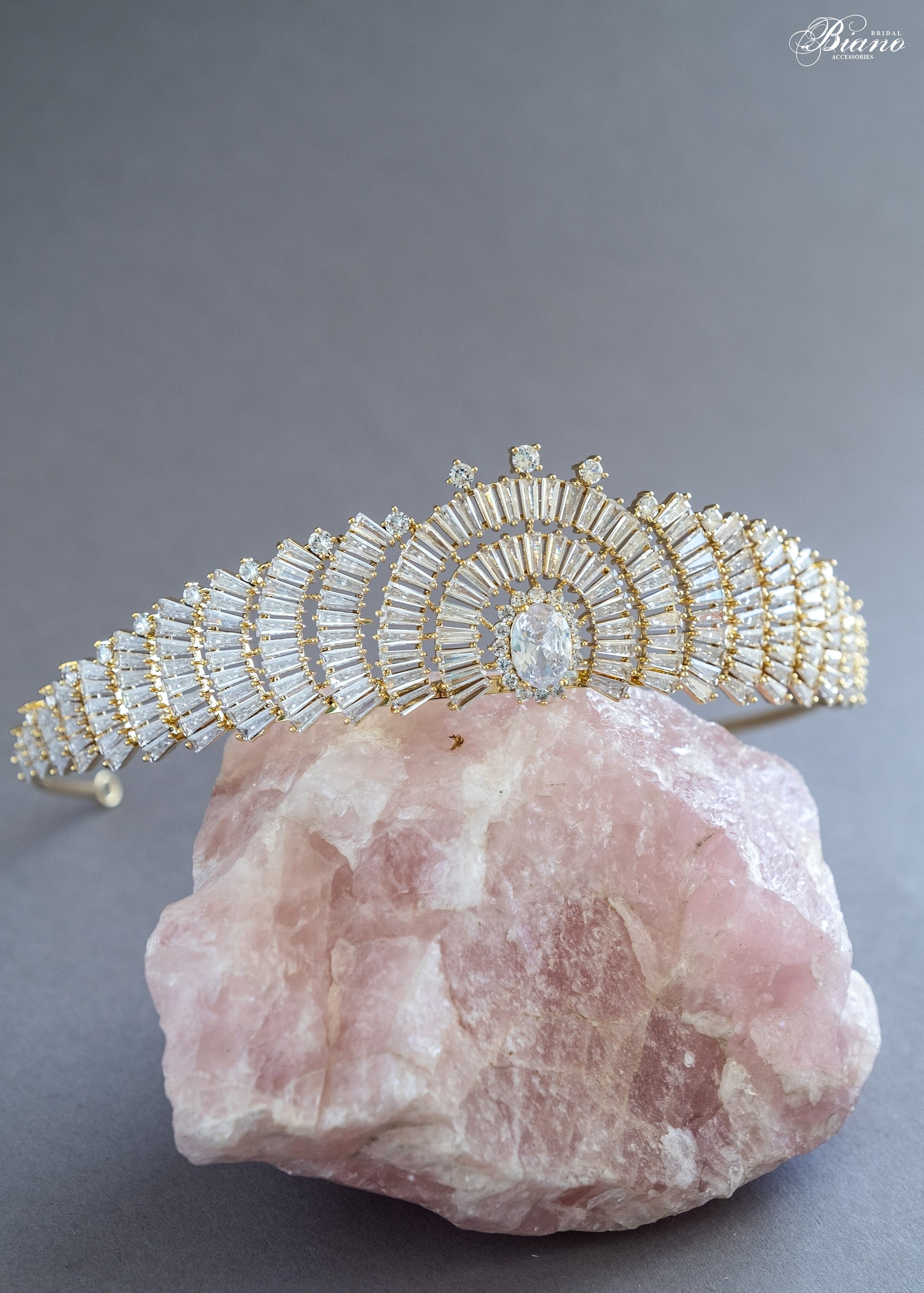 Tiara da sposa, tiara in zirconi di alta qualità, tiara da sposa in oro, copricapo da sposa, corona da sposa, accessori per capelli da sposa - Peyton