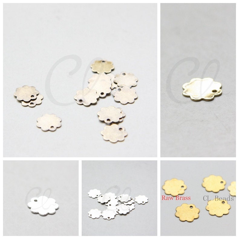 Ciondolo a forma di fiore in ottone antico placcato argento ossidato placcato oro placcato argento placcato oro - 10 mm (1854C)