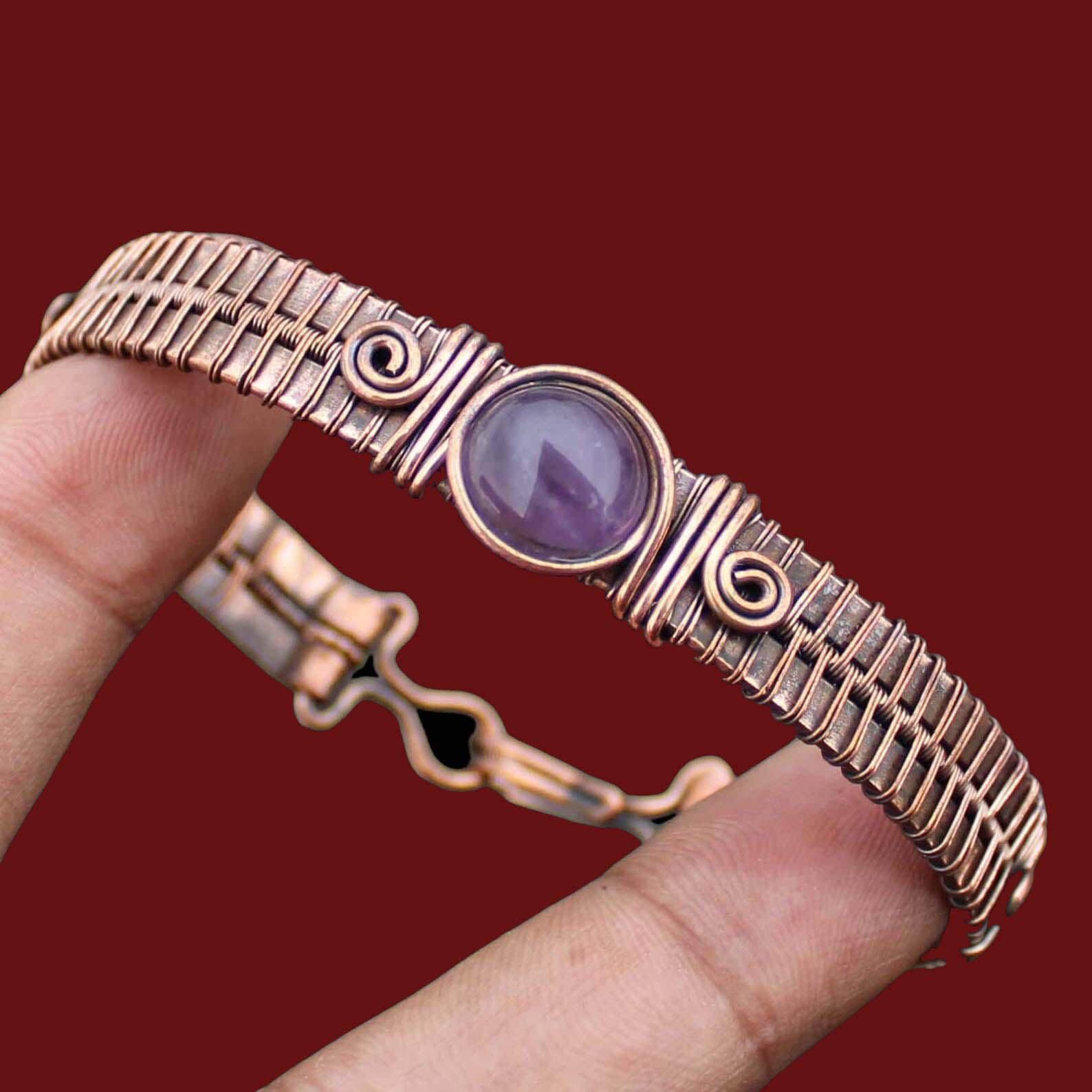 Bracciale rigido in ametista, bracciale rigido con pietre preziose in ametista, bracciale rigido avvolto in filo di rame, bracciale rigido avvolto in