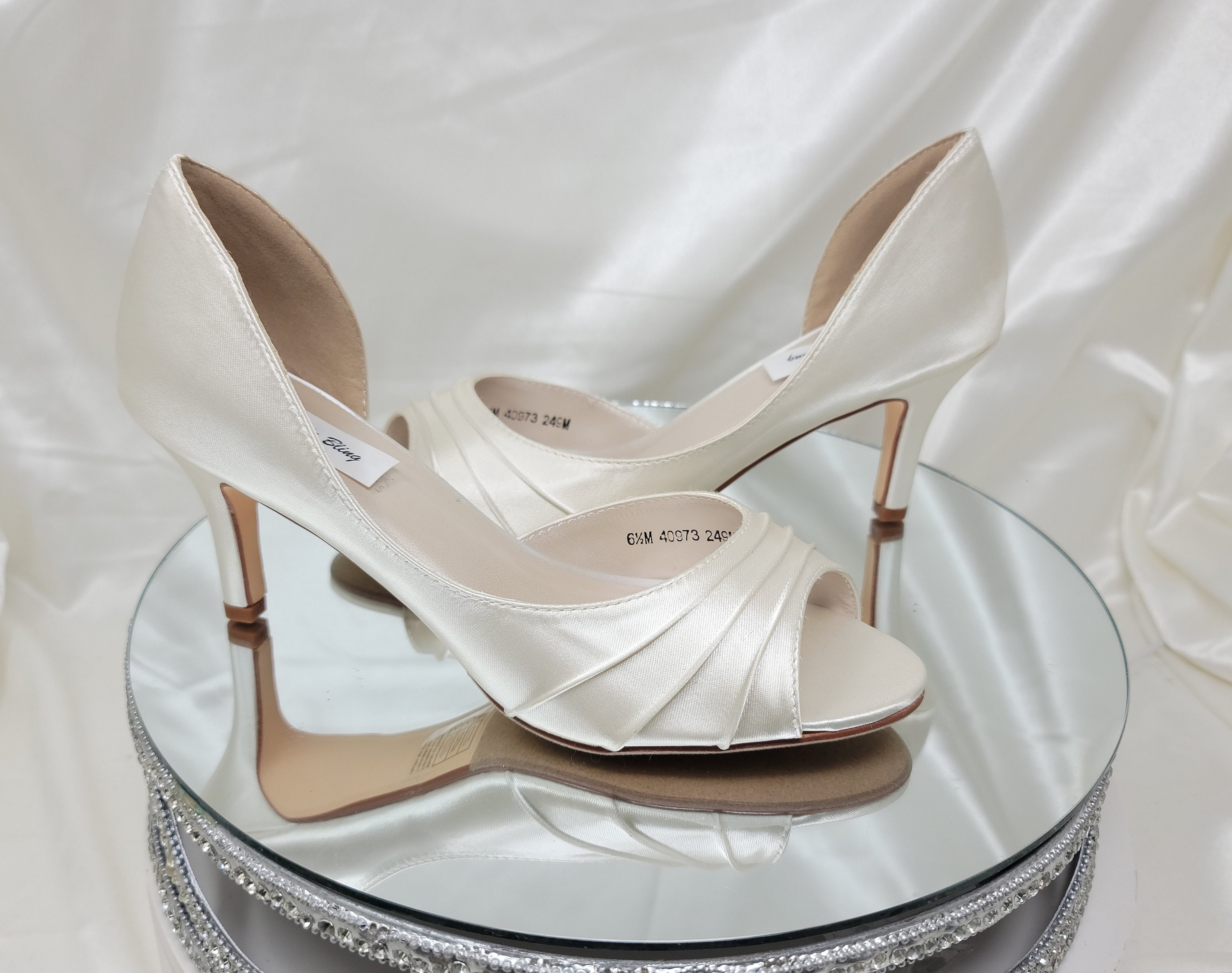 Scarpe da sposa color avorio Scarpe da sposa color avorio o SCEGLI TRA 100 COLORI Tacchi da sposa color avorio Tacchi da sposa color avorio Scarpe tin