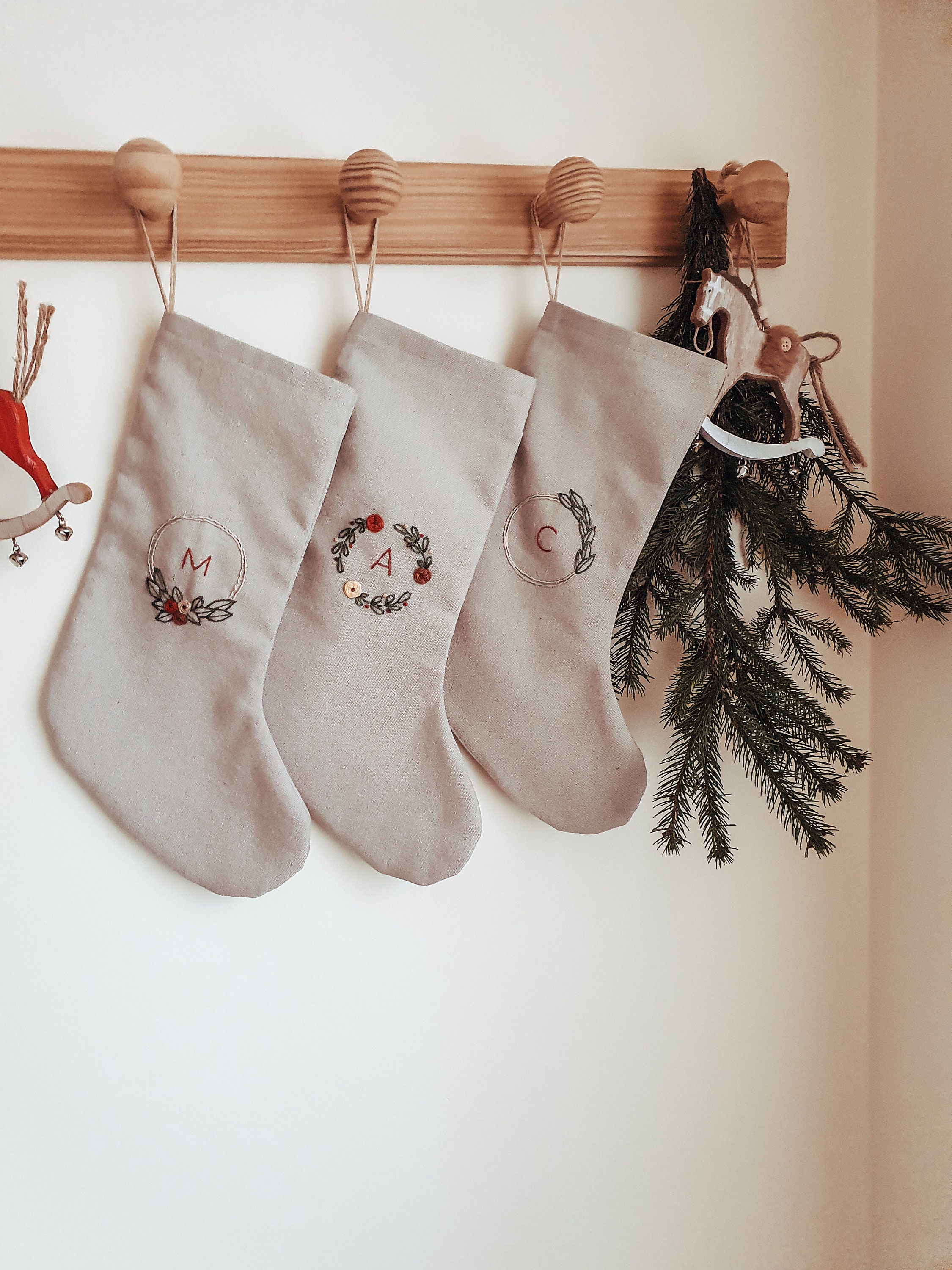 Calza di Babbo Natale personalizzata / Calza di Natale con nome personalizzato / Calza di Natale ricamata / Calza di Natale di famiglia