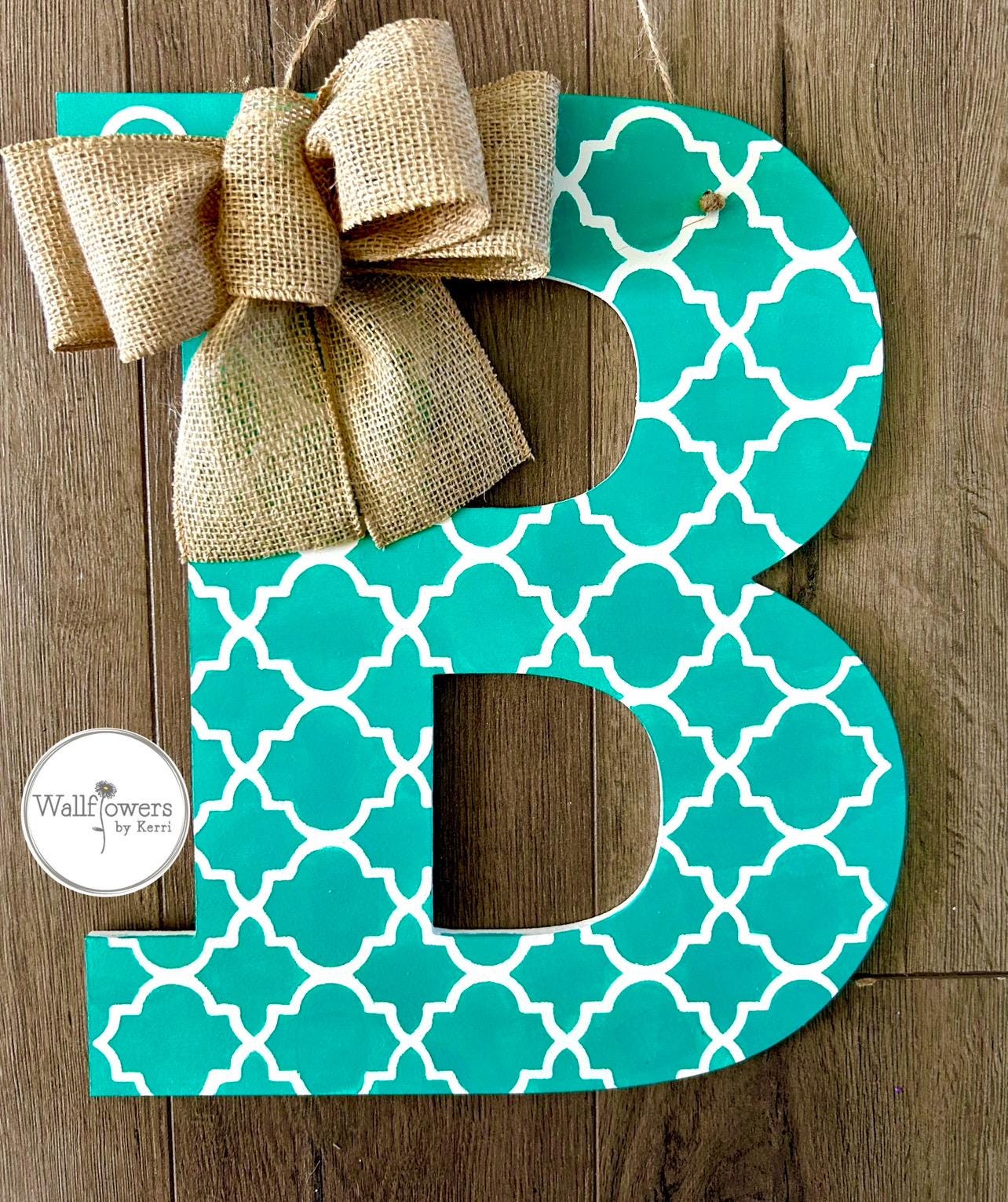 Appendino per porta con monogramma - Cartello per porta d'ingresso con iniziale personalizzata - Decorazione da parete con lettere in legno - Decorazi