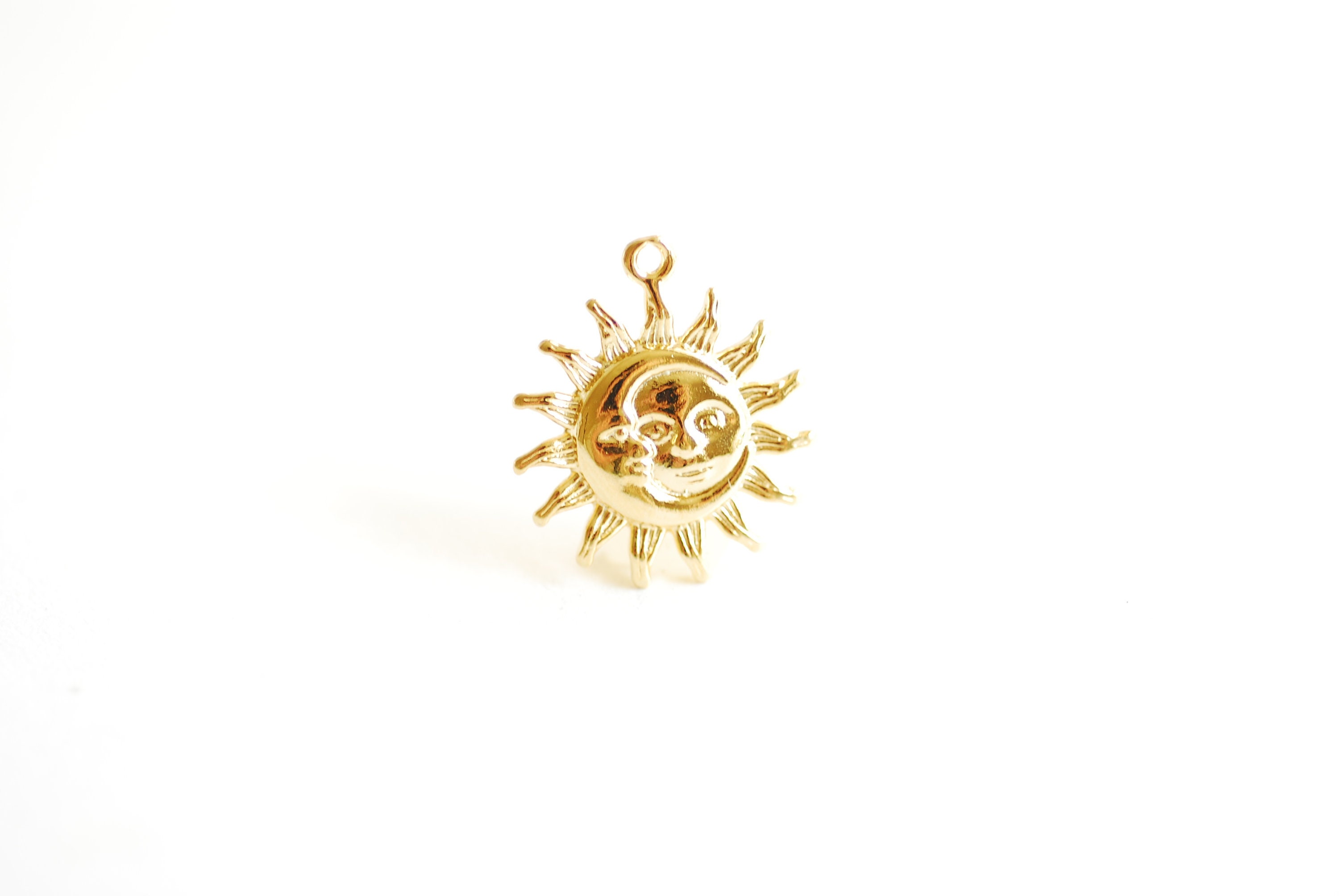 Fascino Sole e Luna- Vermeil 18k Oro placcato oltre 925 Sterling Silver, Mezzaluna, Sole, Raggi del Sole, Mezza Luna, Charm Celestiale, 475