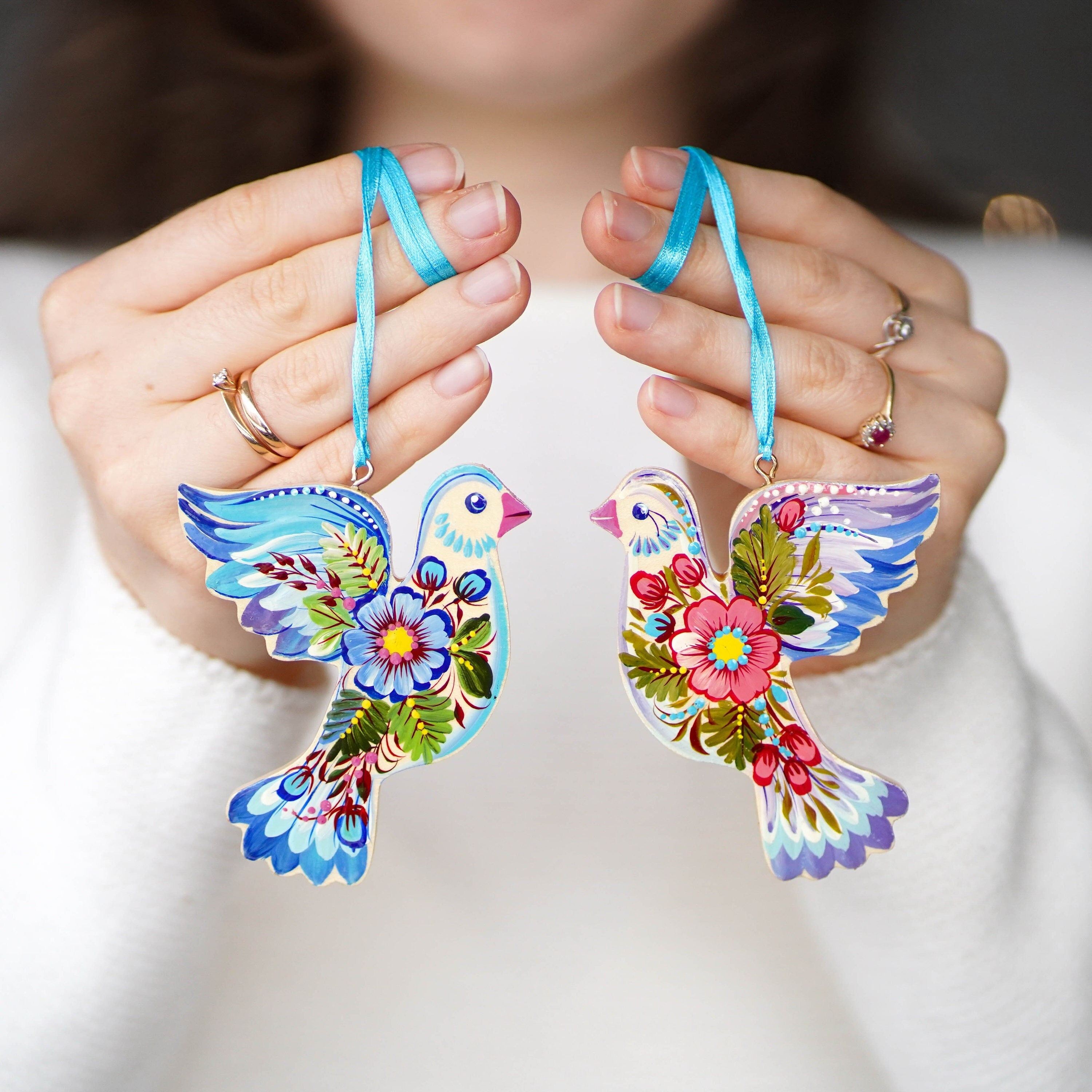 Set di ornamenti natalizi a forma di colomba, ornamenti di uccelli personalizzati - Ornamenti ucraini dipinti a mano, ornamento colorato a forma di co