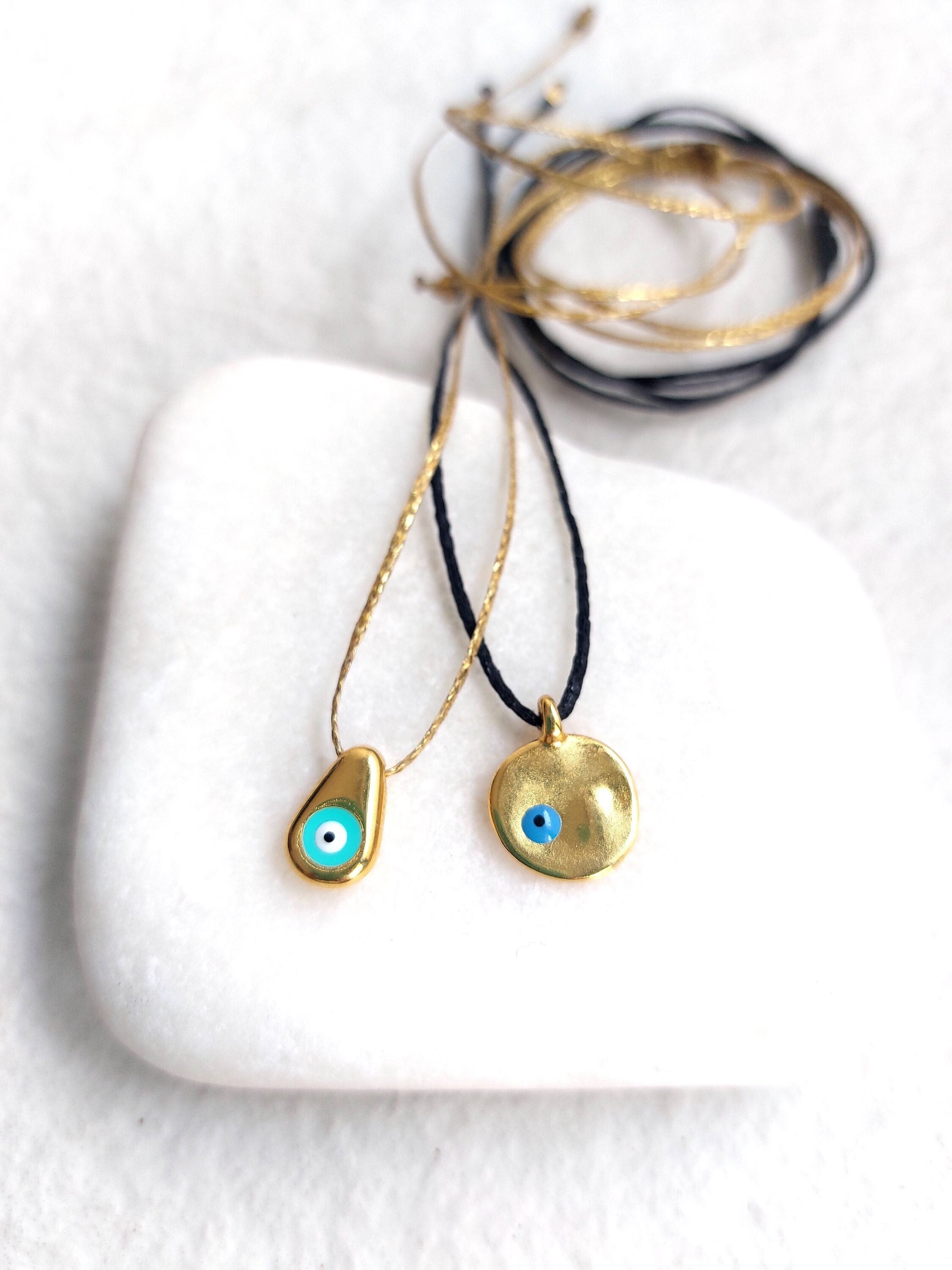 Delicata collana in oro, collana contro il malocchio, collana contro il malocchio con filo d'oro, collana contro il malocchio regolabile, collana con