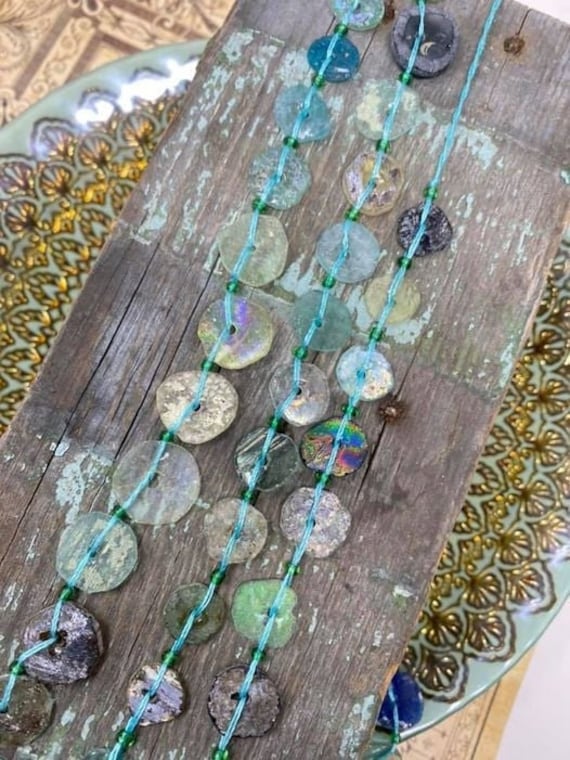 Perline di vetro romano, perline naturali invecchiate, perline antiche e rare, perline a disco uniche e bellissime