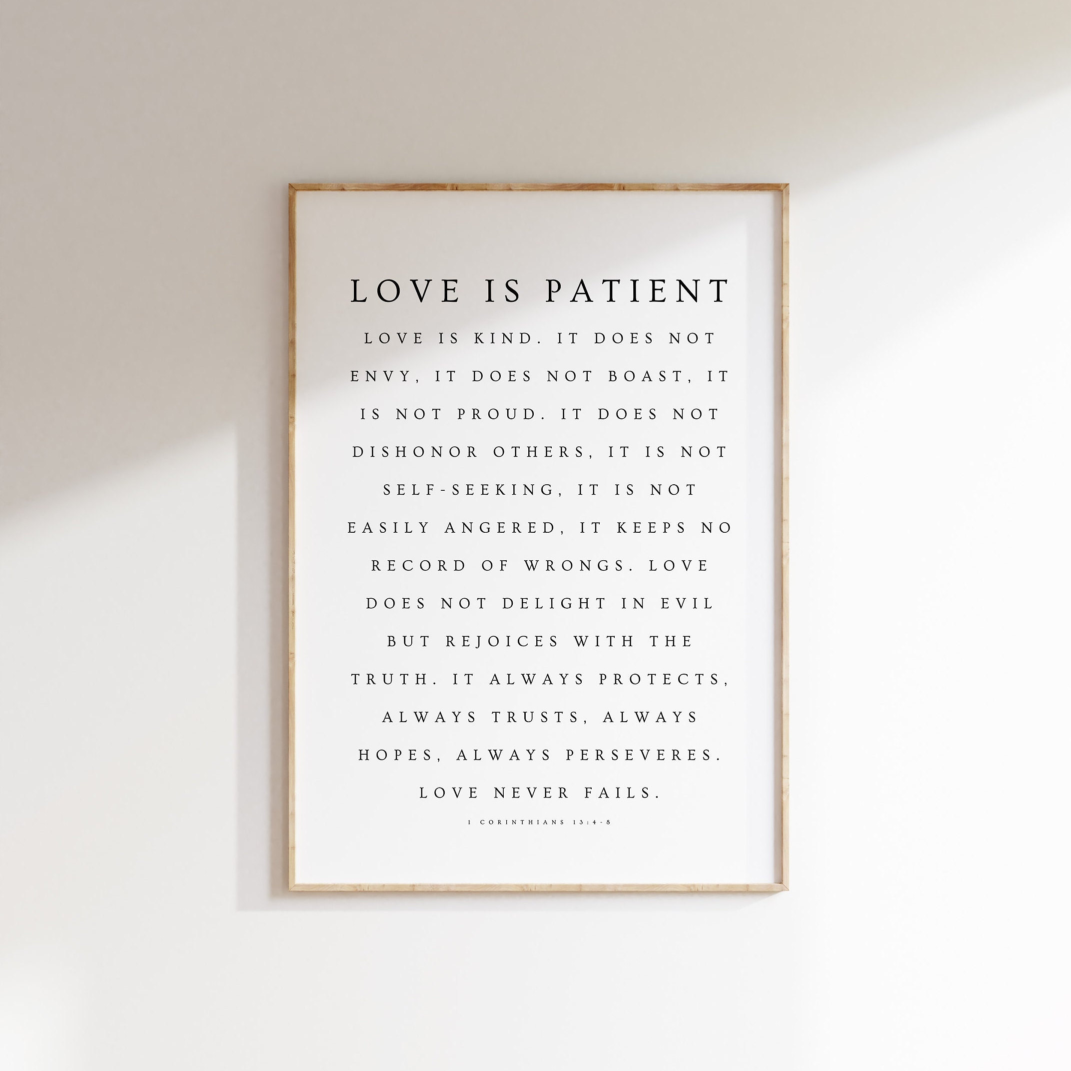 1 Corinzi 13:4-8, L'amore è paziente, L'amore è gentile stampabile, Stampa cristiana moderna, Versetti della Bibbia da parete, Stampe per matrimoni, S