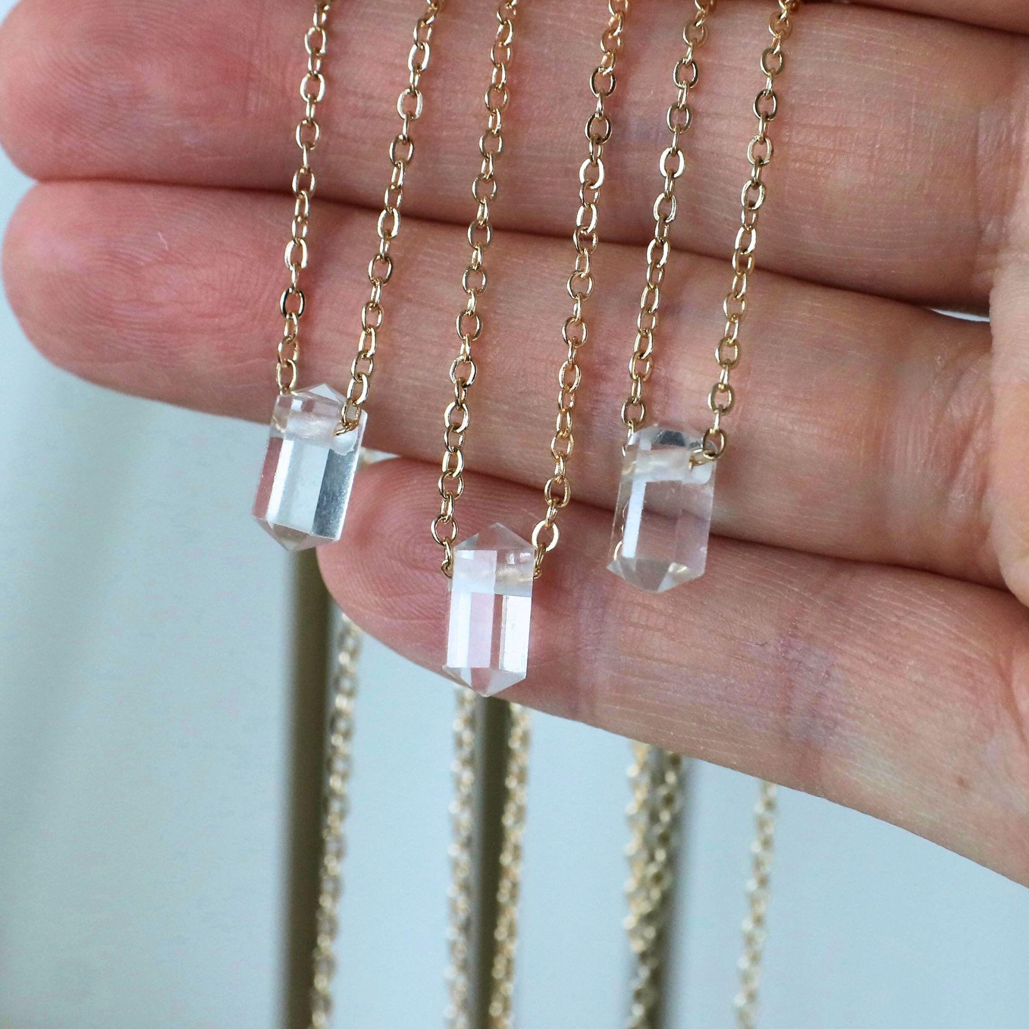 Collana a doppia punta in cristallo di rocca, sottile collana in cristallo di rocca in oro e argento, pendente in cristallo di rocca, collana in quarz