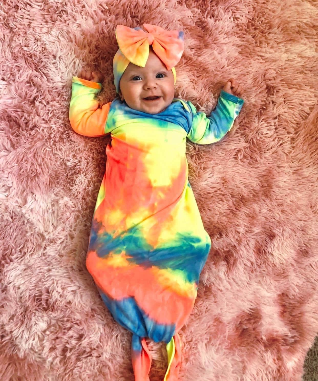 Abito da neonato, abito con volant, abito annodato, vestito per il ritorno a casa, regalo per baby shower, abito da neonato, abito tie-dye per neonata