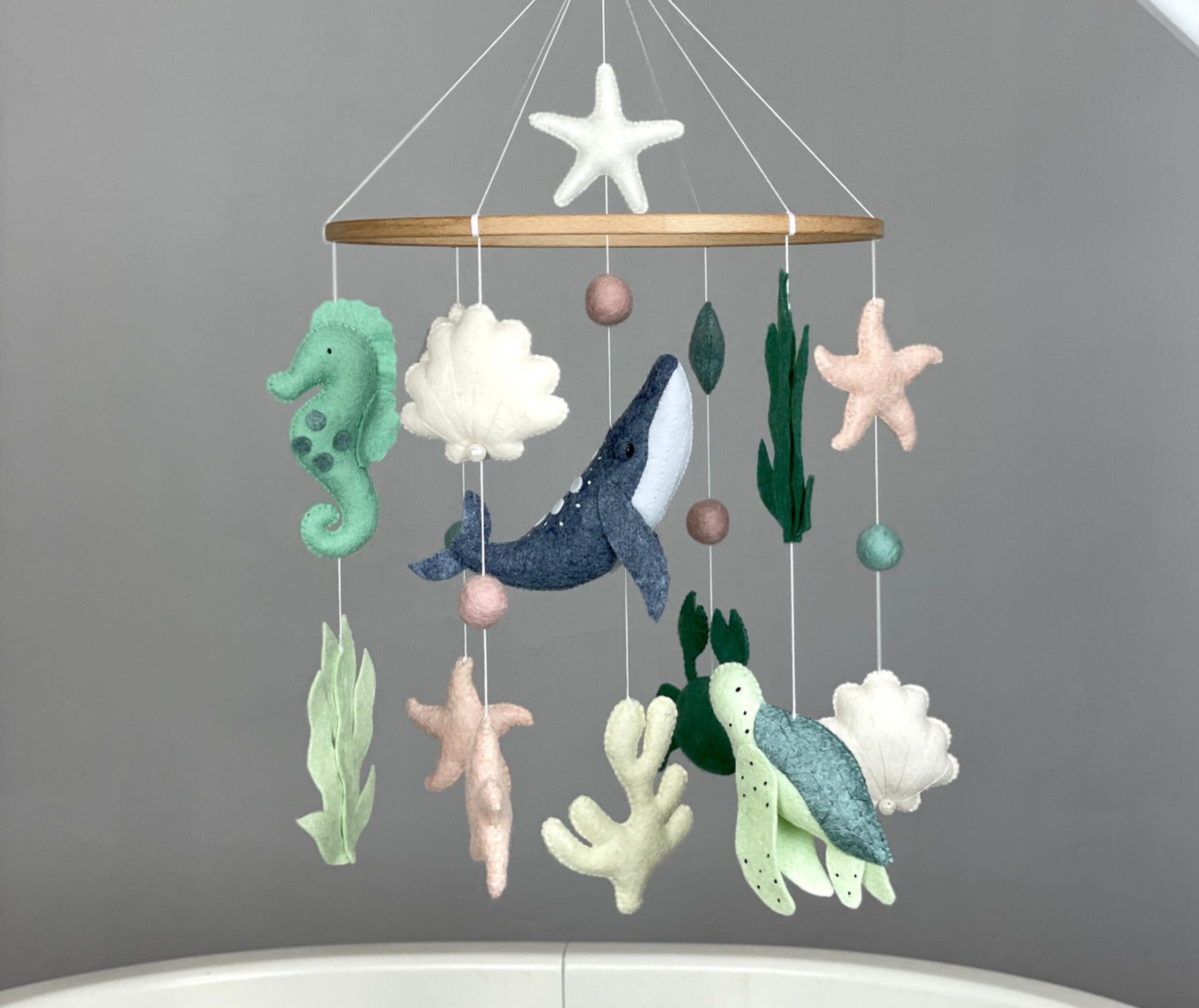 Mobile nautico Mobile per neonati a tema oceano Mobile sottomarino Mobile in feltro con animali marini Mobile balena Decorazione per cameretta a tema