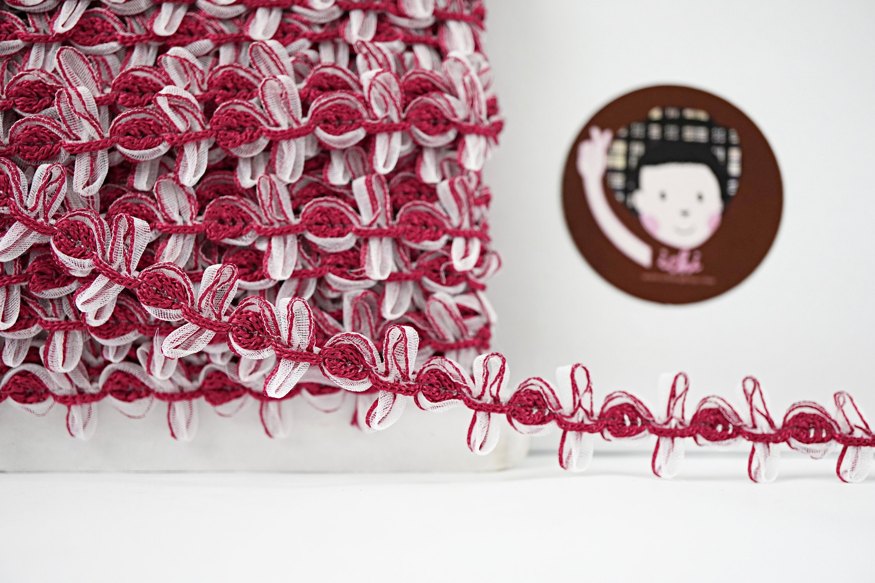 5 metri di Ruby Organza Flower Trim, Flower Trim, Organza Trim, Delicate Trim, Flower Edge, Rose Trim, Flower lace, red flower trim, red