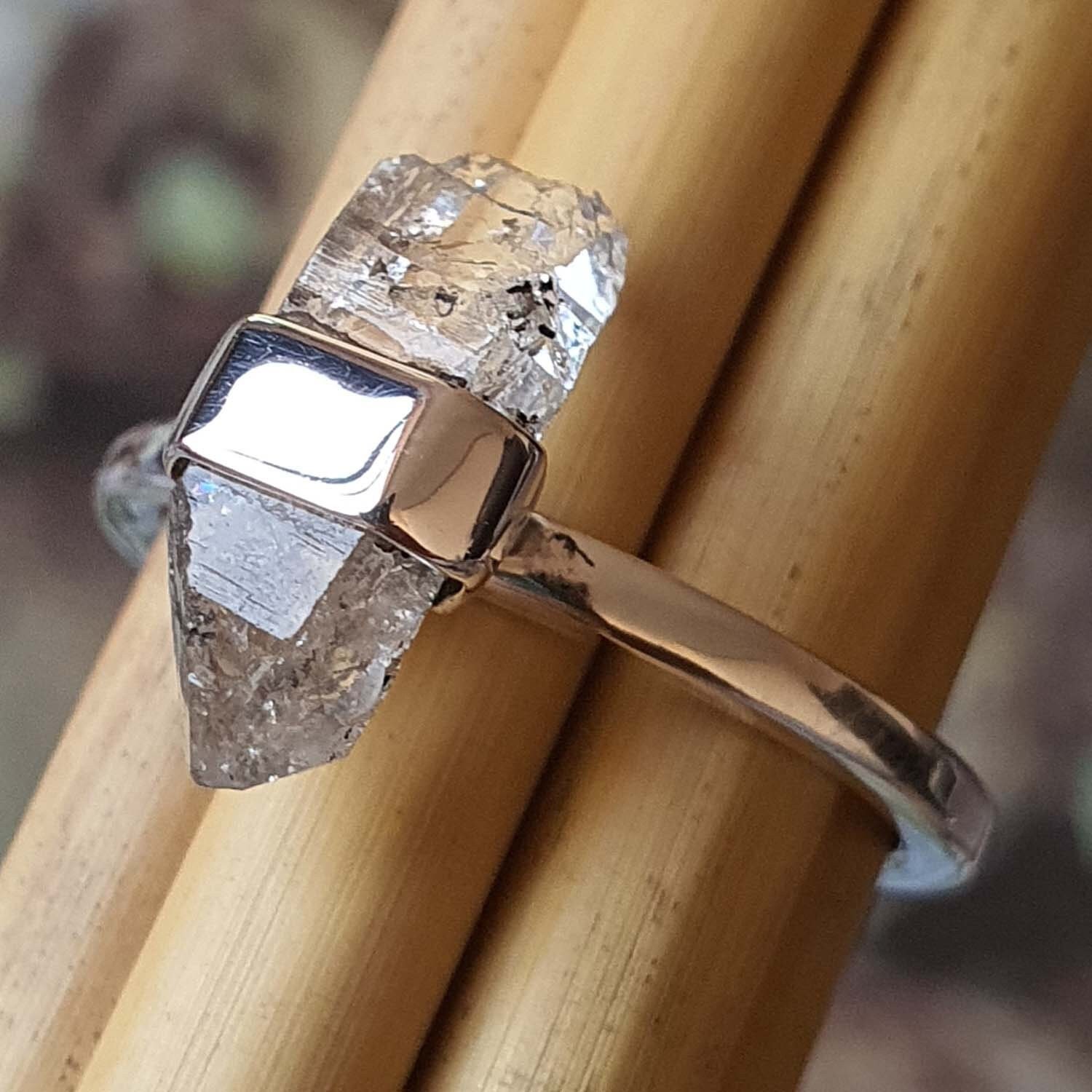 Anello con diamante Herkimer - Anello con quarzo ialino grezzo Herkimer - Anello con diamante sale e pepe - Anello con diamante grezzo - Anello con cr