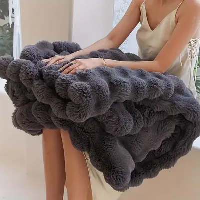 Double-sided Rabbit Fleece Blanket Solid Color Faux Fur Plush Blanket Soft Warm Throw Blanket Nap Blanket For Couch Sofa Office