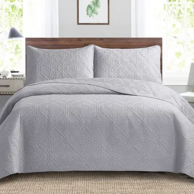 3-Pieces Queen Size Quilt Set 220x240cm Ultrasonic Quilted Bedspread & Coverlet Summer Lightweight Bedding Set Blanket for Bed