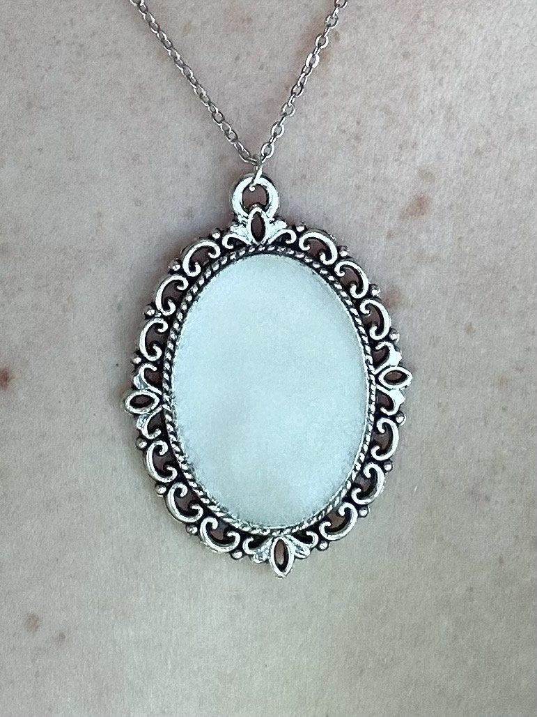 Collana con ciondolo ovale in argento anticato a forma di latte materno / Kit fai da te per collana con ciondolo a forma di latte materno / Senza nich