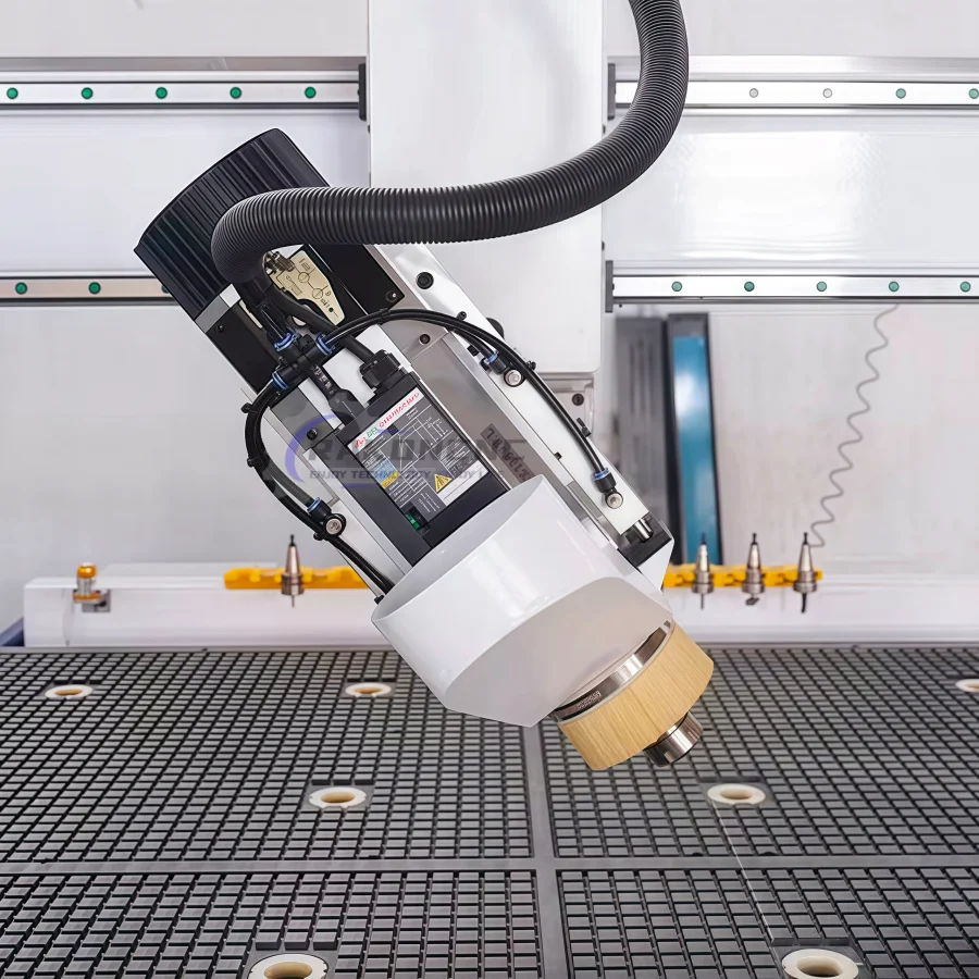 Hochwertige 3D-4-Achsen-5-Achsen-CNC-Fräsmaschine mit Drehvorrichtung und Schwenkkopf Image