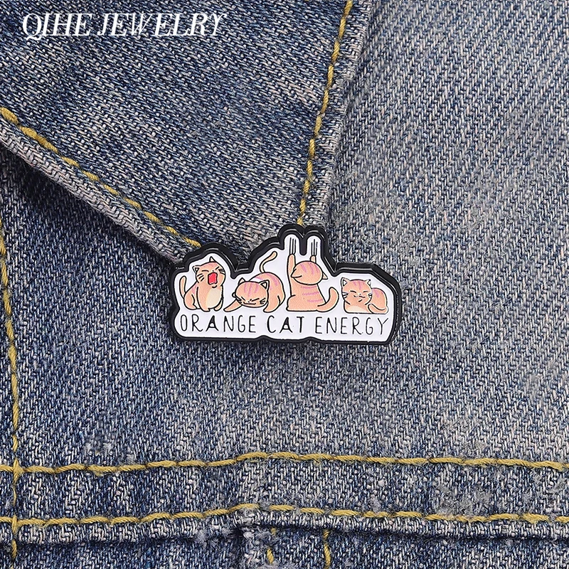 Nette ORANGE Katze Energie Emaille Pins Lustige Cartoon Vier kleine Katzen Broschen Schmuck Abzeichen Kleidung Anstecknadeln Cosplay Zubehör Image