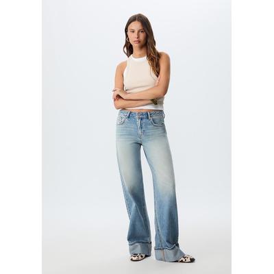 Stradivarius D91 Low wide-leg jeans MEDIUM LIGHT BLUE DENIM 4