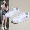 2025, Frühling frauen Sport Schuhe Mode Atmungsaktive Vulkanisierte Schuhe Nette Katze Cartoon Spitze Casual Weiß frauen Schuhe