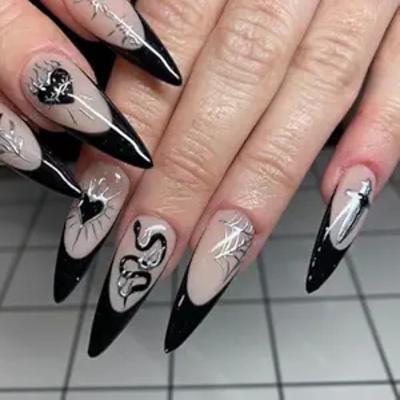 Press on Nails Long Stiletto Fake Nails Black French Tip False Nails with Snake Spider Web Design Glue on Nails Press ons Halloween Acrylic Nails Glossy Heart Stick on Nails for Women Manicure 24Pcs