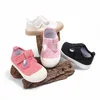 Frühling Sommer Neue Ankunft Nette Candy Farben T-Strap Leinwand Schuhe Mesh Atmungsaktive Sicherheit Kappe Casual Weiche Sohle Mädchen baby Kleinkind