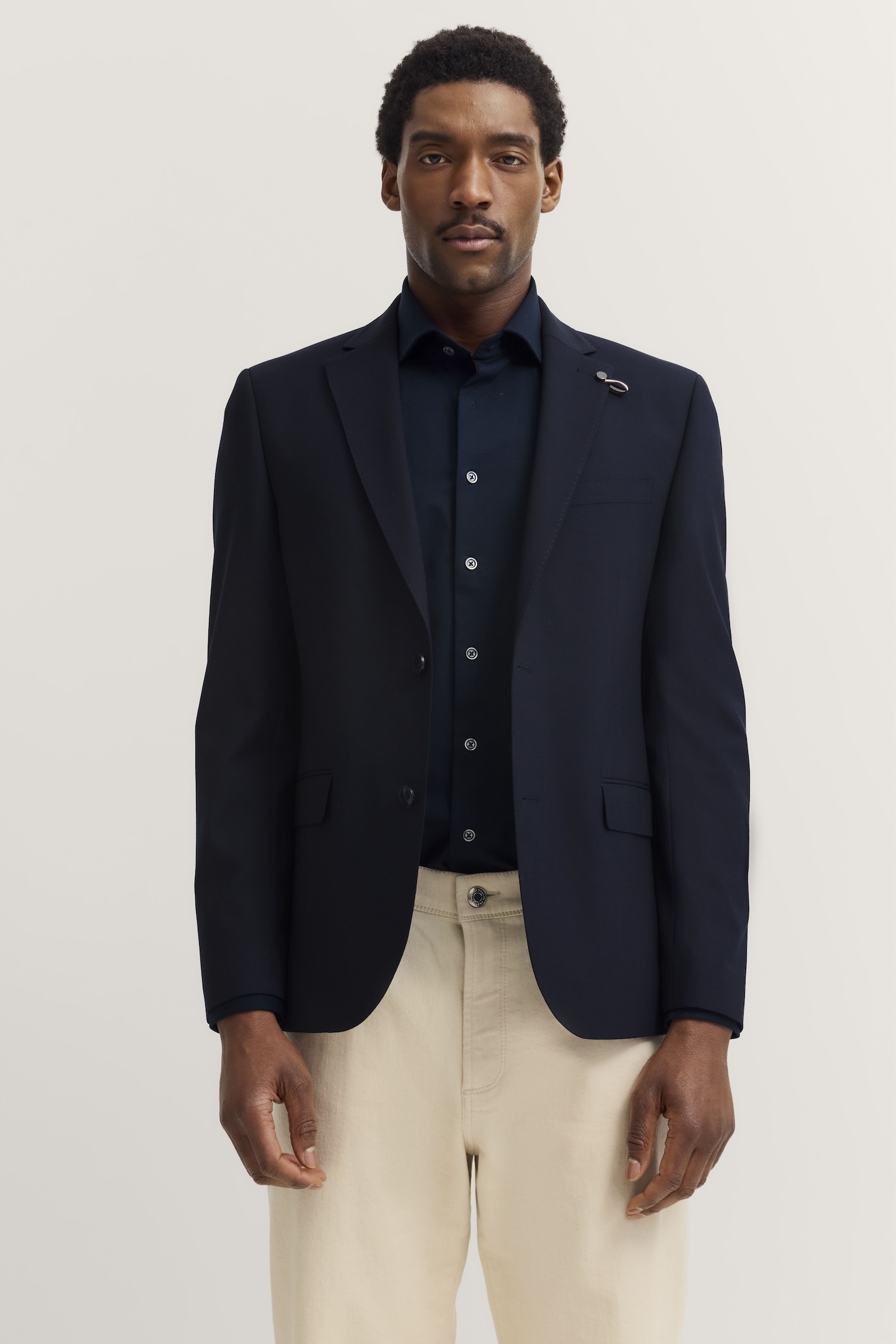 Anzugsakko BUGATTI "Mix & Match", Herren, Gr. 25, blau (390, marine), 75% Wolle, 22% Polyester, 3% Elasthan, unifarben, normal, Manschette, Sakkos, Modern Fit Image