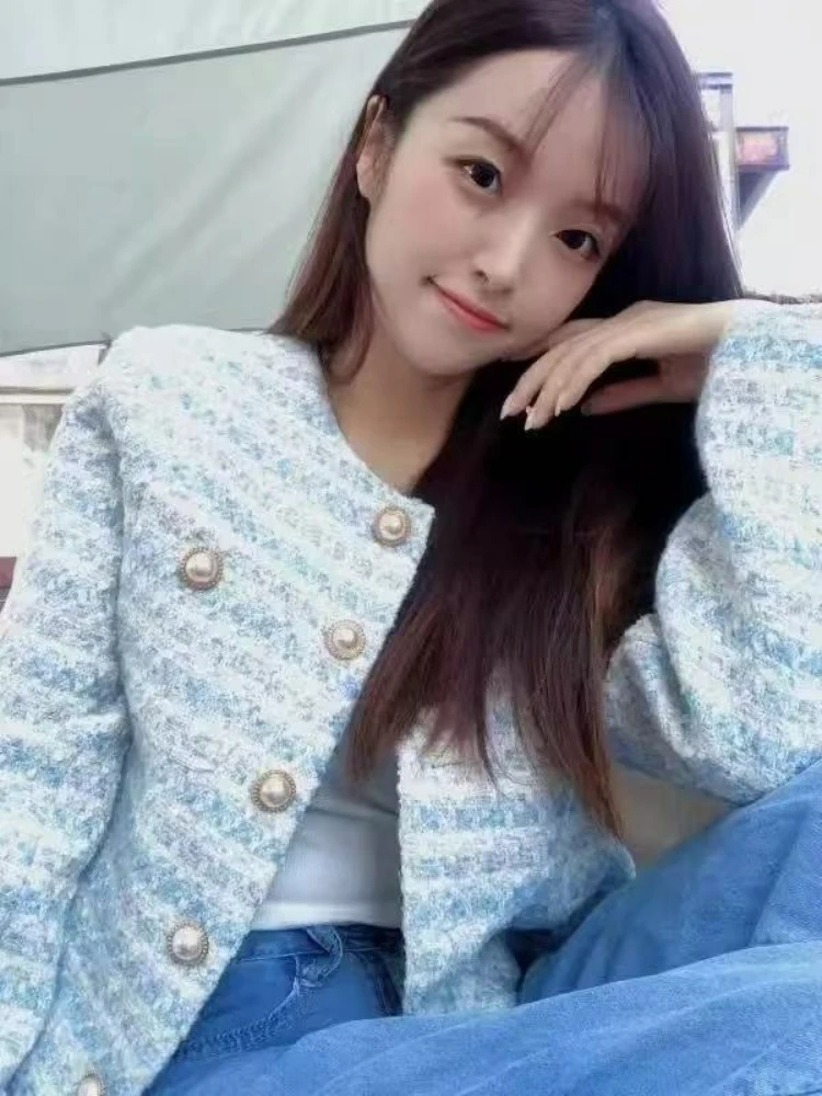 2025 Casual Tweed Elegante Jacken Frauen Koreanische Mode Perle Tasten Langarm Kurze Mäntel Süße O Neck Blau Plaid Jacken Neue