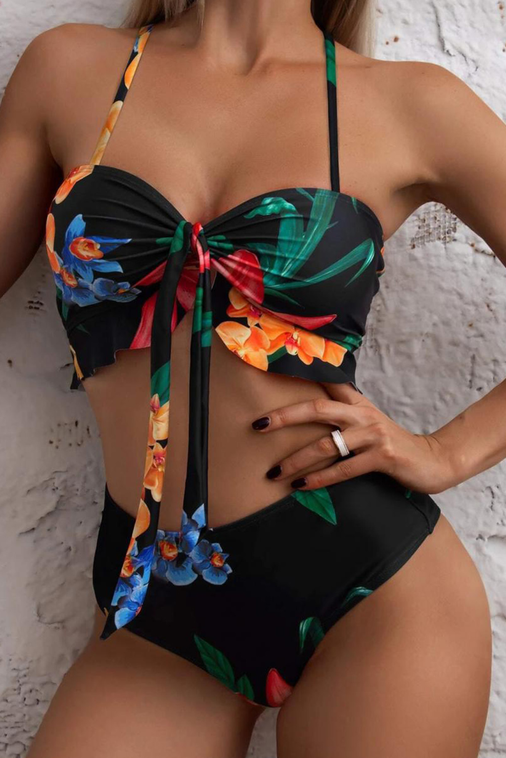 Schwarzes 3-teiliges Blumengemusterte Bikini-Set mit Bedeckung Image