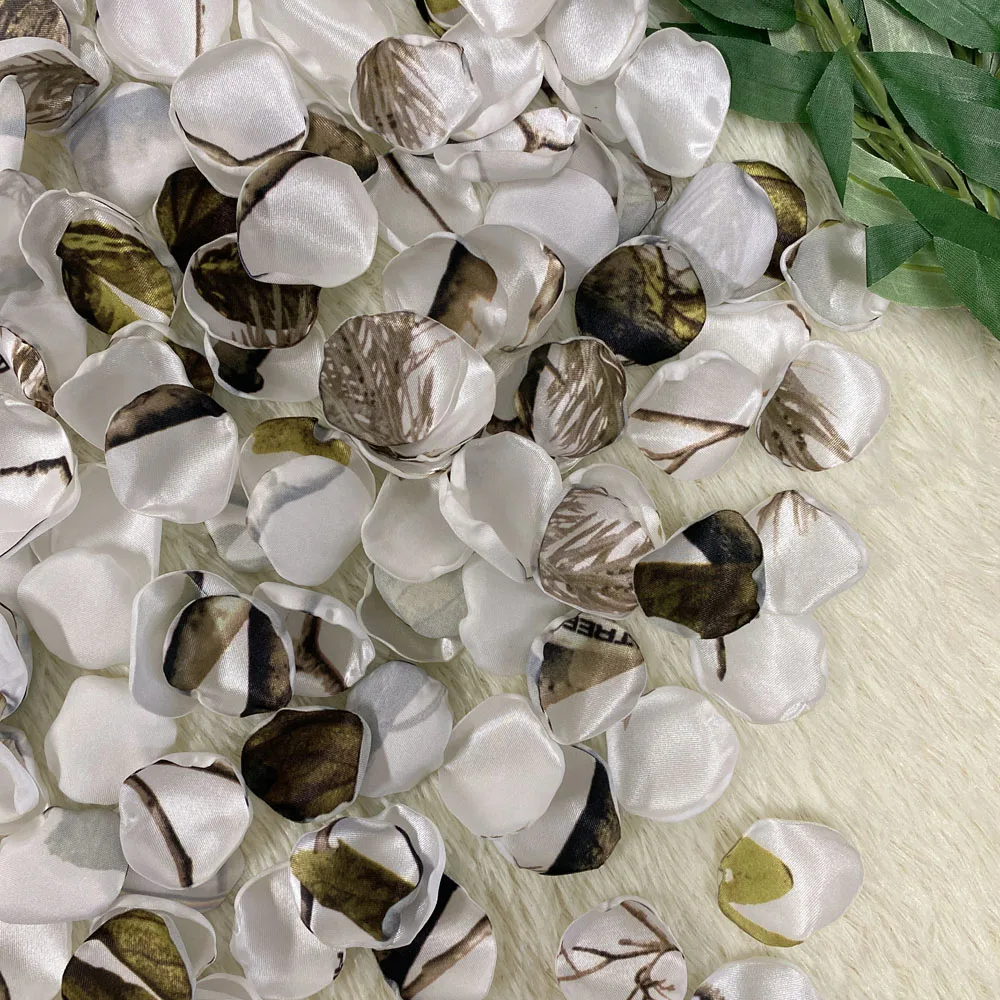 100 stücke Camo Rosen blätter Ehe Zubehör Home Tisch dekoration werfen Korb Blüten blätter für die Hochzeit Image
