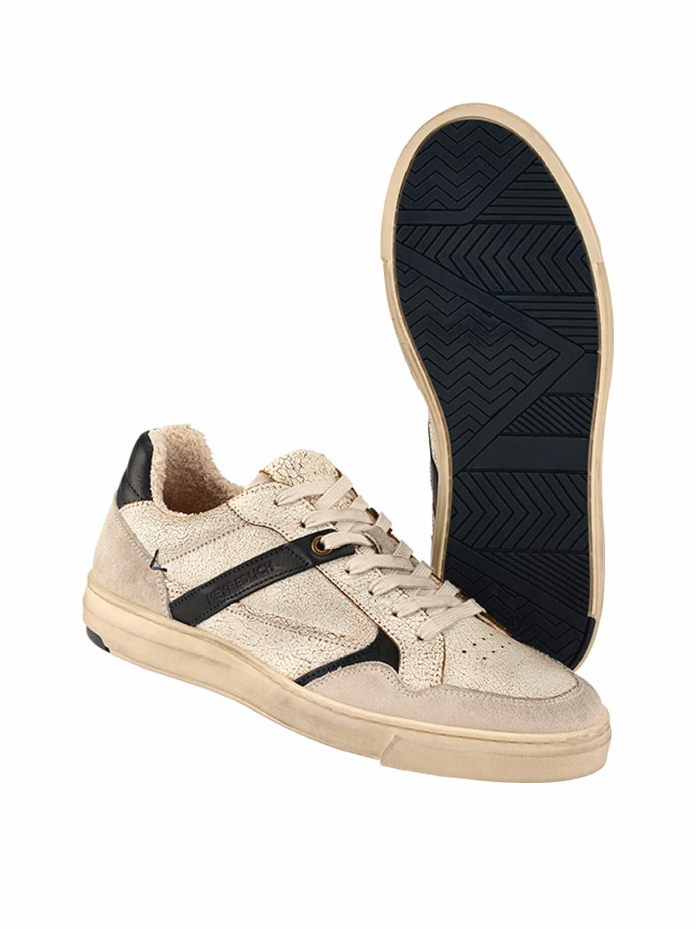 Untertreiber-Sneaker