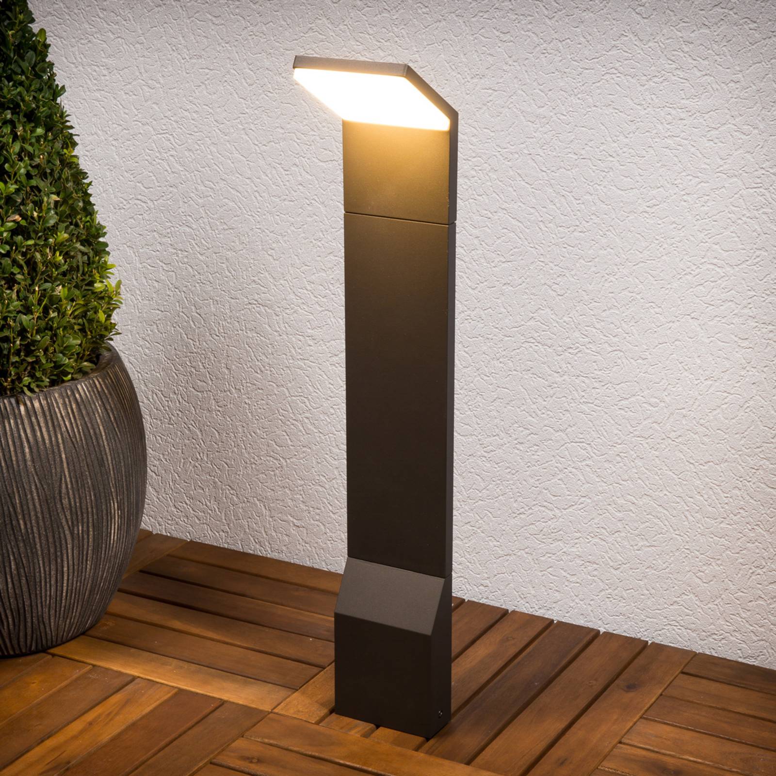 LED Pathway Light NEVIO Lucande, Black, Aluminium, Modern, Outdoor lights