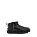 UGG Stiefel - W Classic Ultra Mini Ankle Boots - Gr. 39 (EU) - in Schwarz - für Damen
