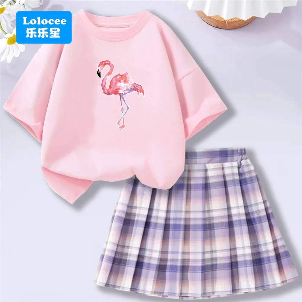 Lolocee Modisches zweiteiliges Set für Mädchen, rosa Top mit Aquarell-Flamingo-Print + karierter Rock, Kinder-Outfit, Schulkleidung Image