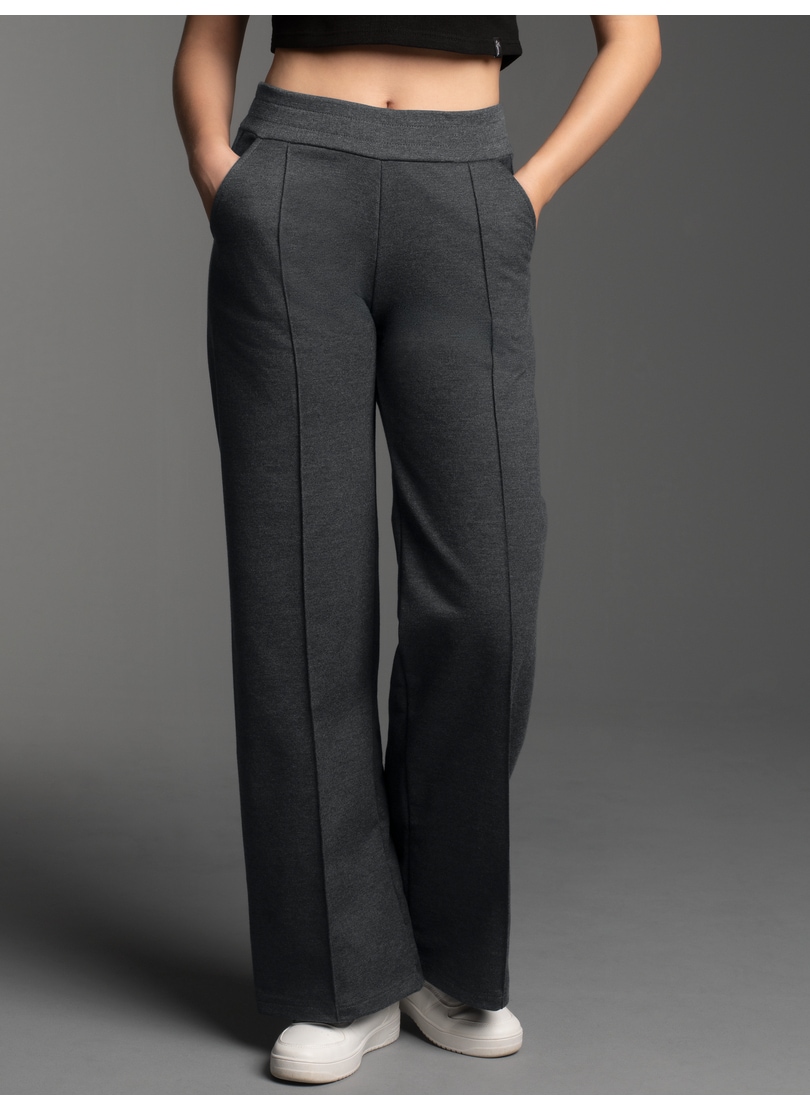Jerseyhose TRIGEMA "TRIGEMA Jogginghose mit weitem Bein", Damen, Gr. M, US-Größen, grau (anthrazit, melange), 70% Baumwolle, 30% Polyester, Basic, Hosen Jerseyhose