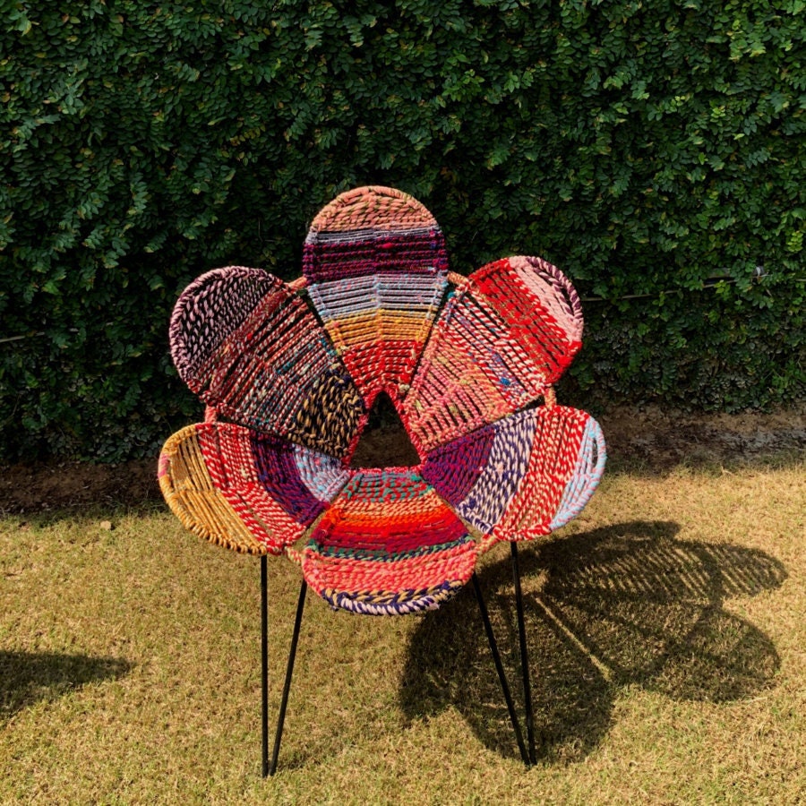 Sedia a forma di fiore fatta a mano, sedia antica, sedia multipla per decorazione, sedia colorata per giardino, sedia antica per terrazza