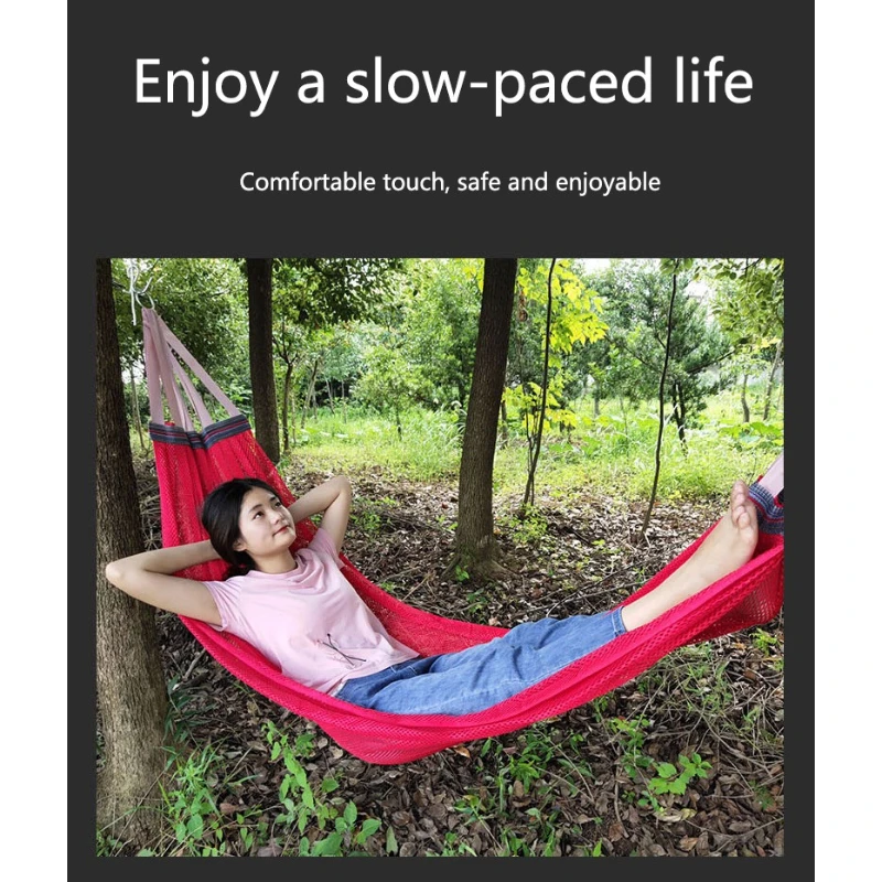 Haben Sie eine gute Tragfähigkeit. Hängematte für den Außenbereich, Eisdrahtgeflecht, Lochschaukel und gebogene Stange sind stabil und robust Image