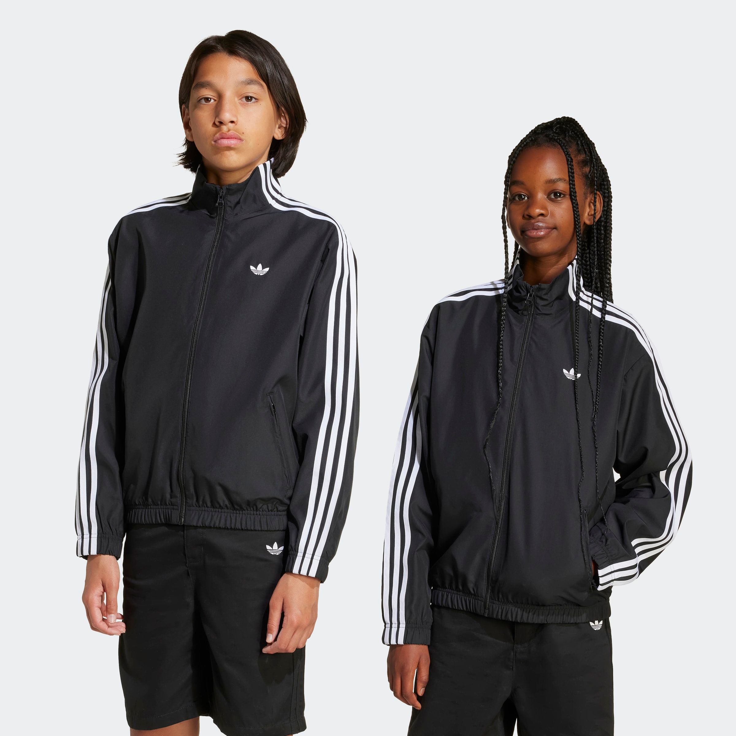 Outdoorjacke ADIDAS ORIGINALS "TRACK TOP", Kinder, Gr. 134, schwarz, weiß, Obermaterial: 100% Polyester, Sportlich, Jacken Image