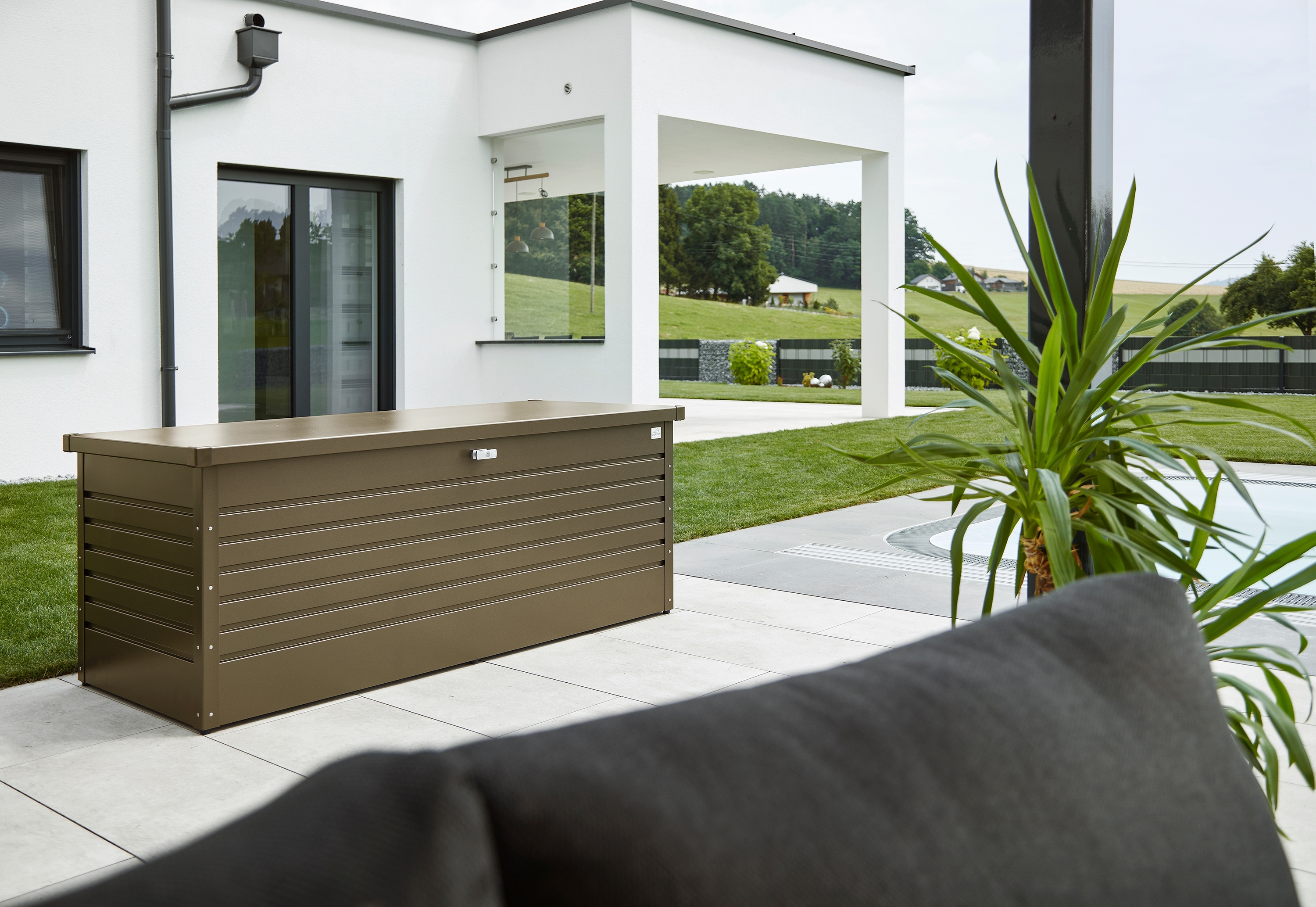 Aufbewahrungsbox BIOHORT "Freizeitbox 180", braun (bronzefarben), B:181cm H:71cm T:79cm, Stahl, Aufbewahrungsboxen, Aufbewahrungsbox, BxTxH: 181x79x71 cm, bronzefarben metallic