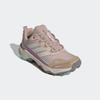 Wanderschuh ADIDAS TERREX "SKYCHASER AX5 GORE-TEX", Gr. 39, wonder taupe, aluminium, preloved lila, Synthetik, Textil, sportlich, Schuhe, wasserdicht